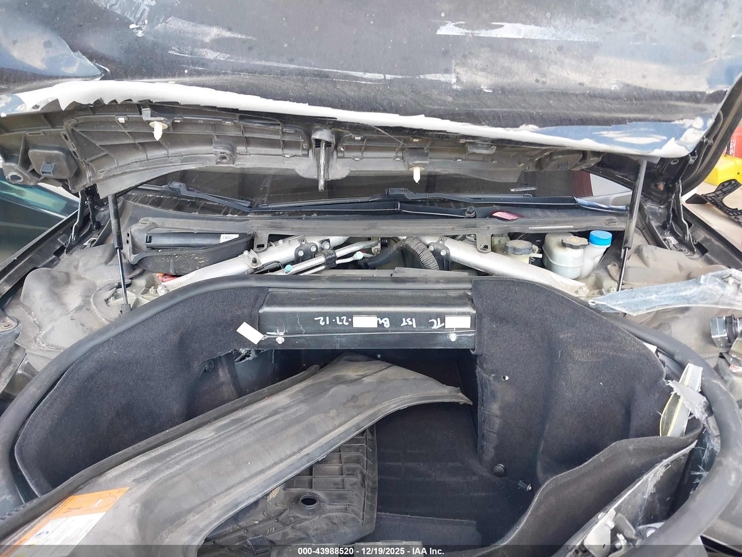 TESLA MODEL image 10