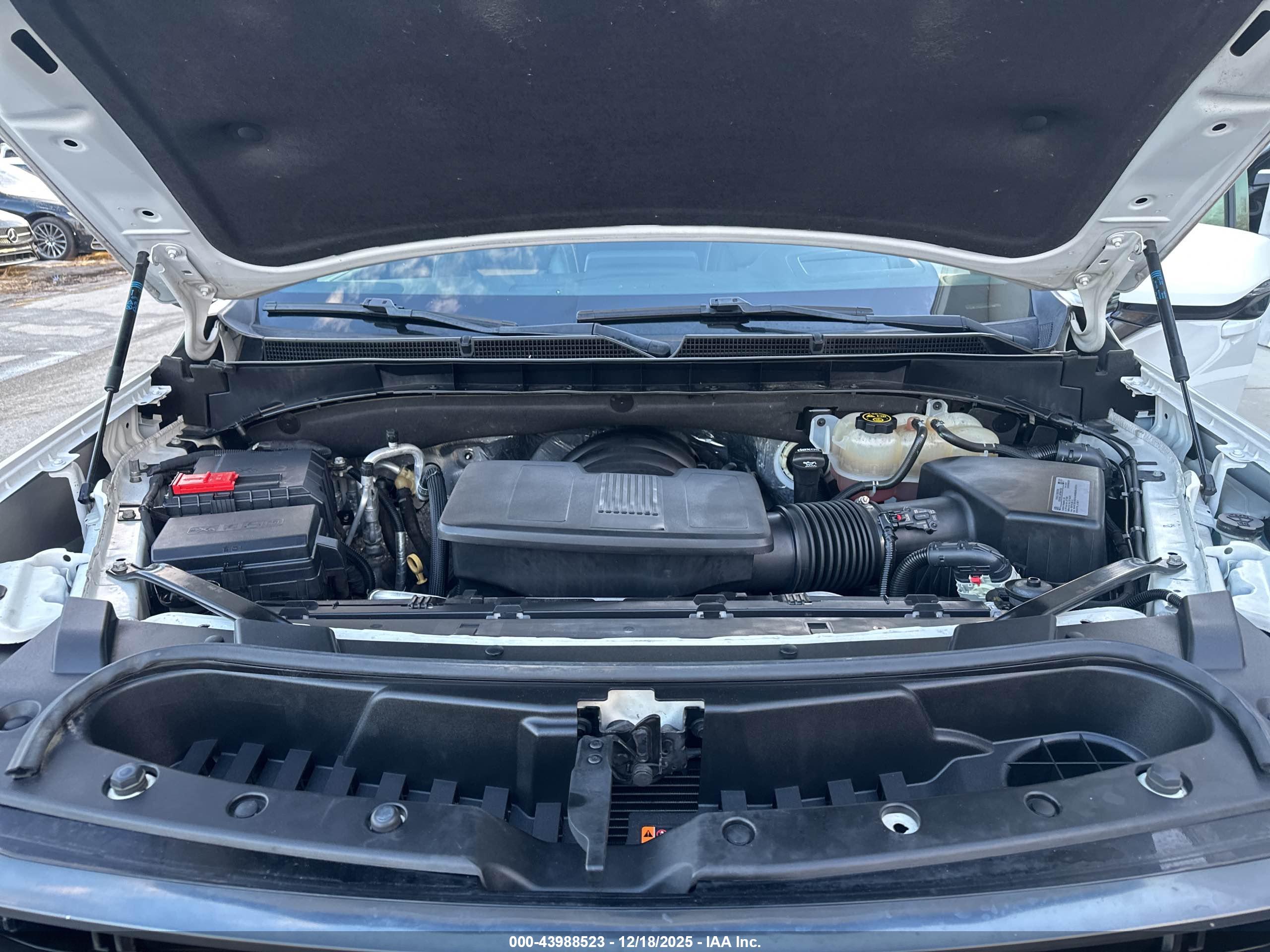 GMC YUKON image 10
