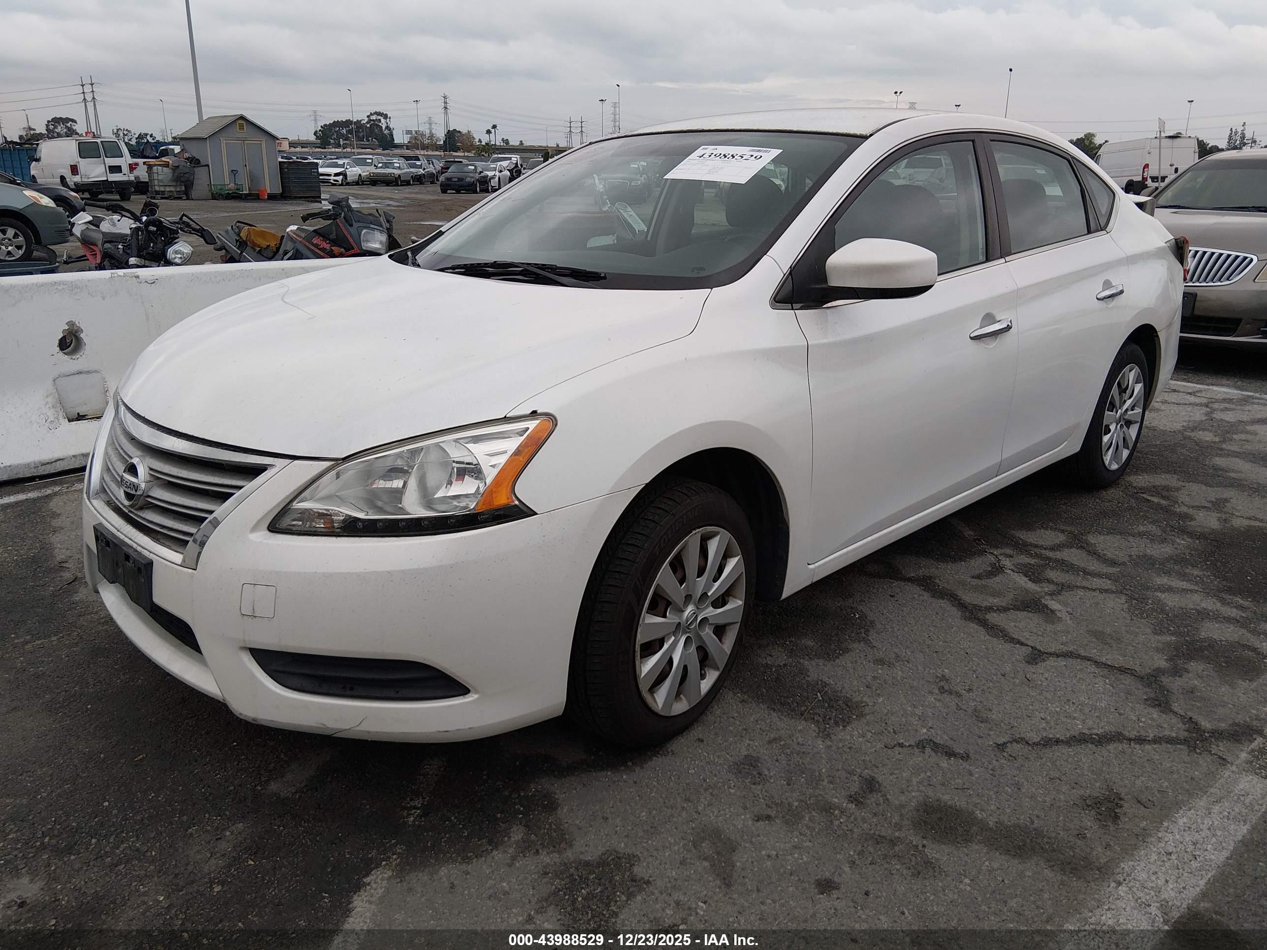 NISSAN SENTRA image 2