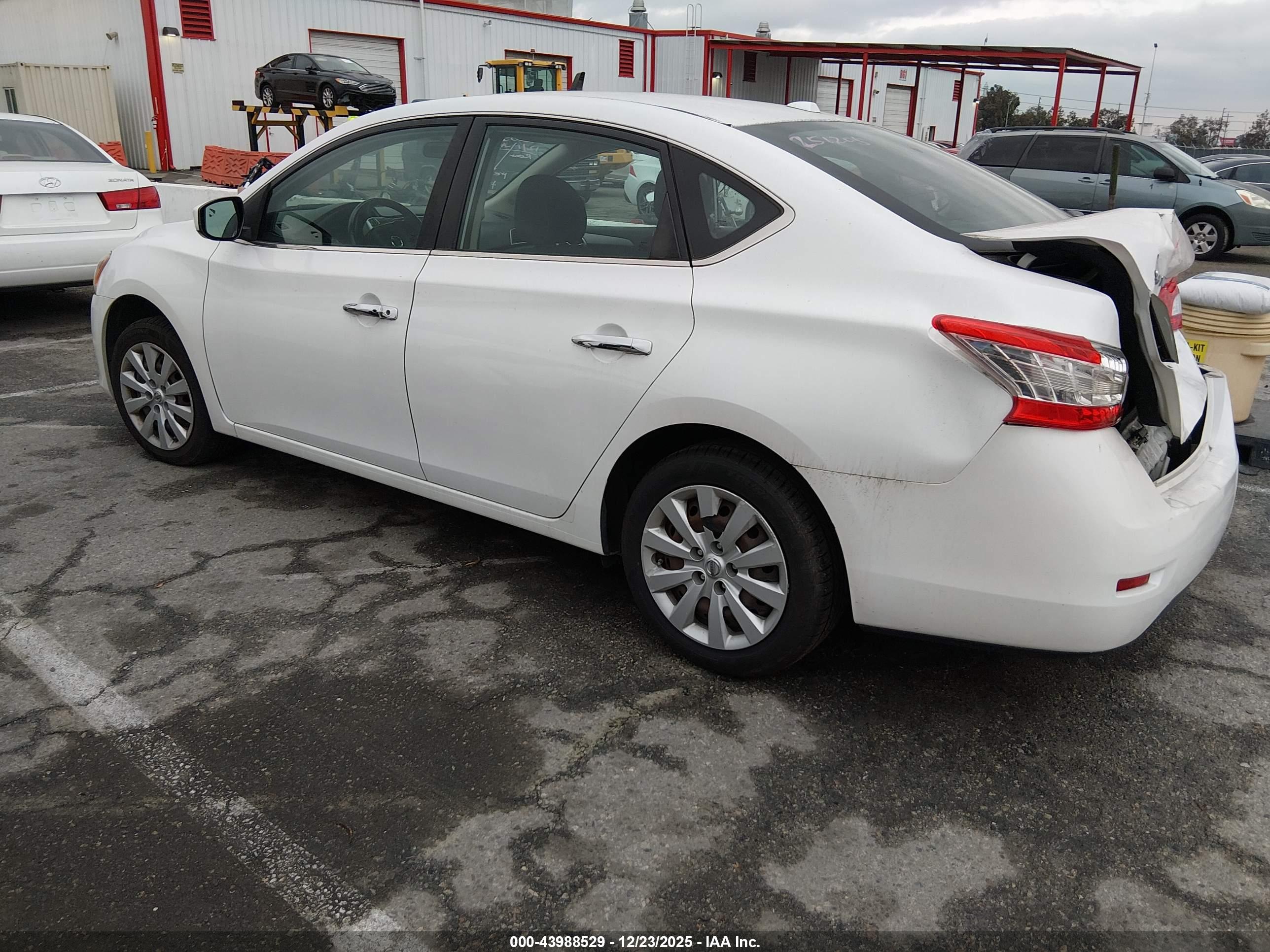 NISSAN SENTRA image 3