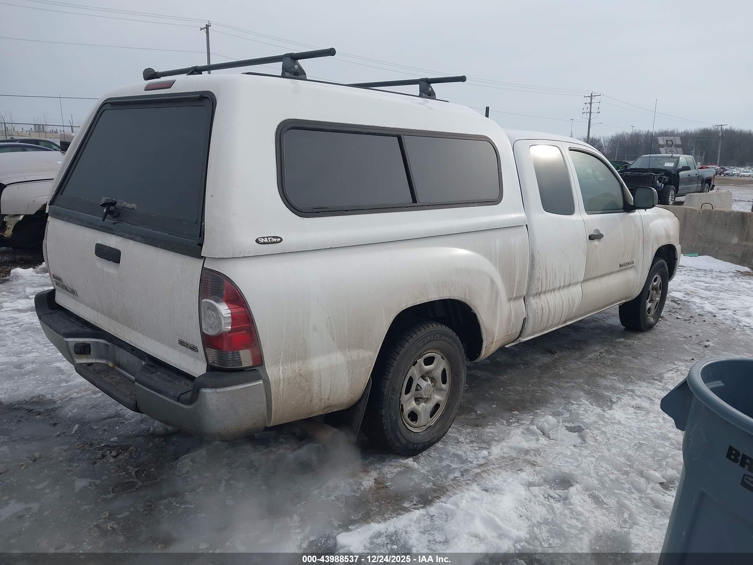 TOYOTA TACOMA image 4