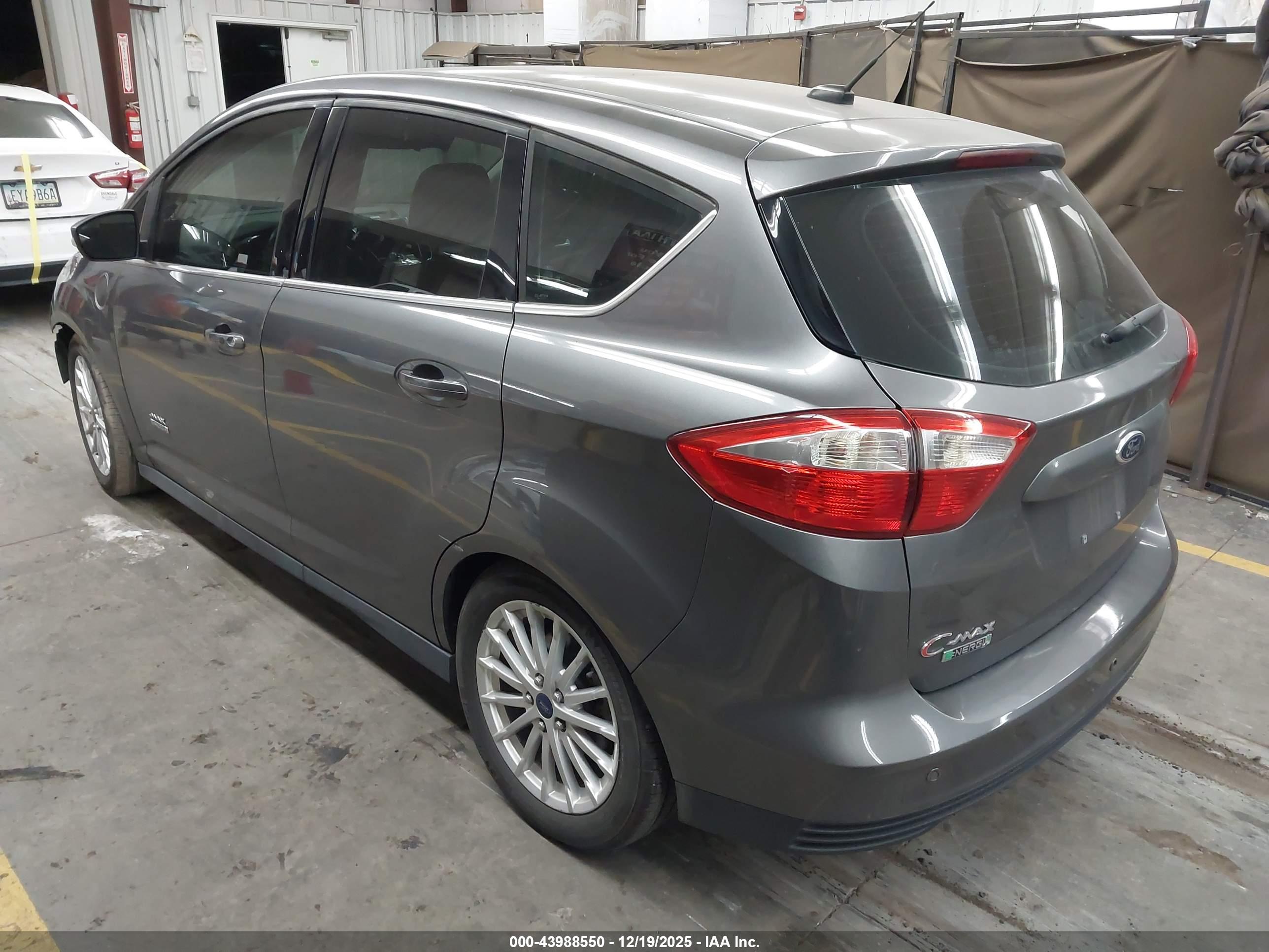 FORD C-MAX image 3