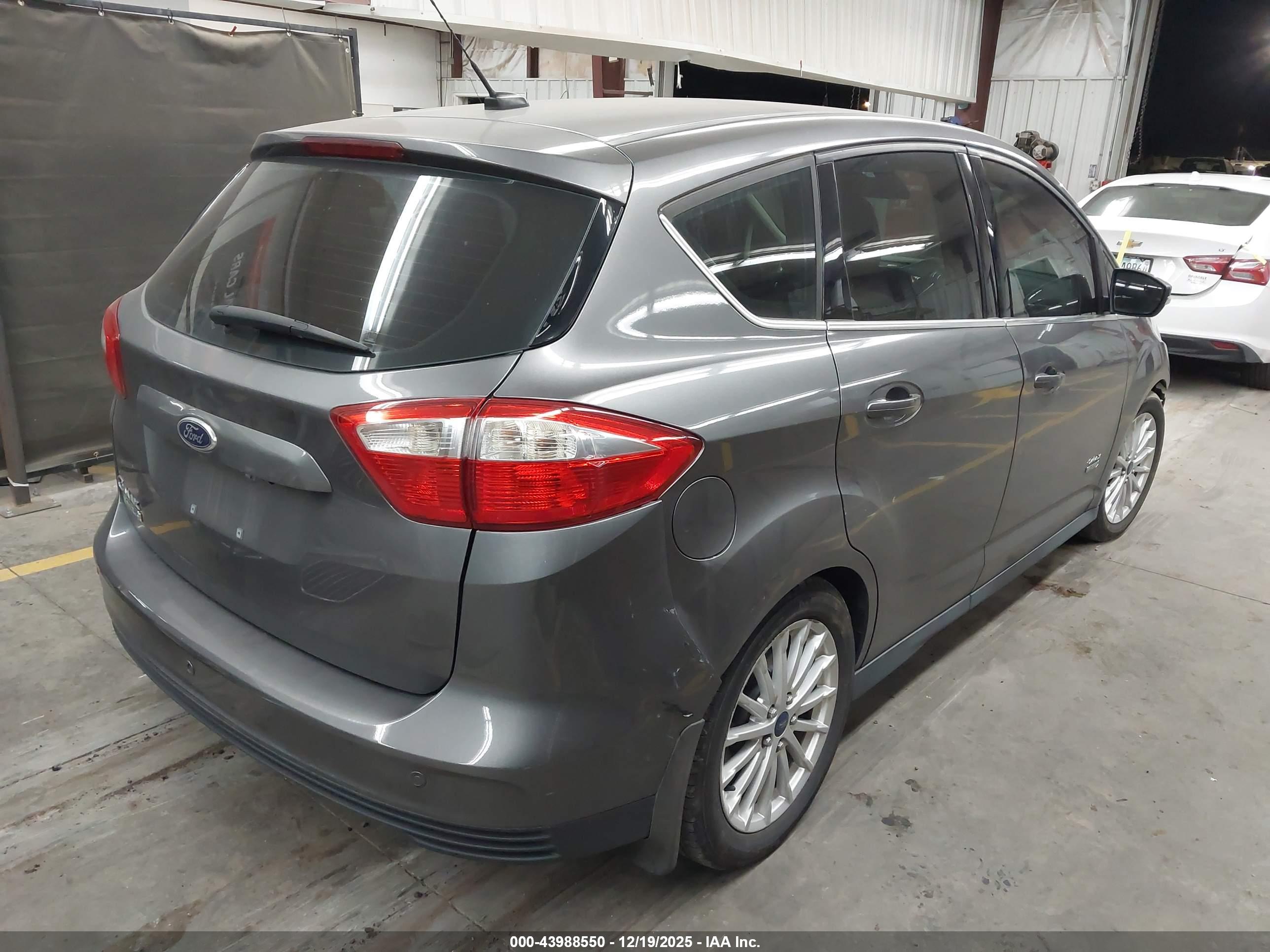 FORD C-MAX image 4