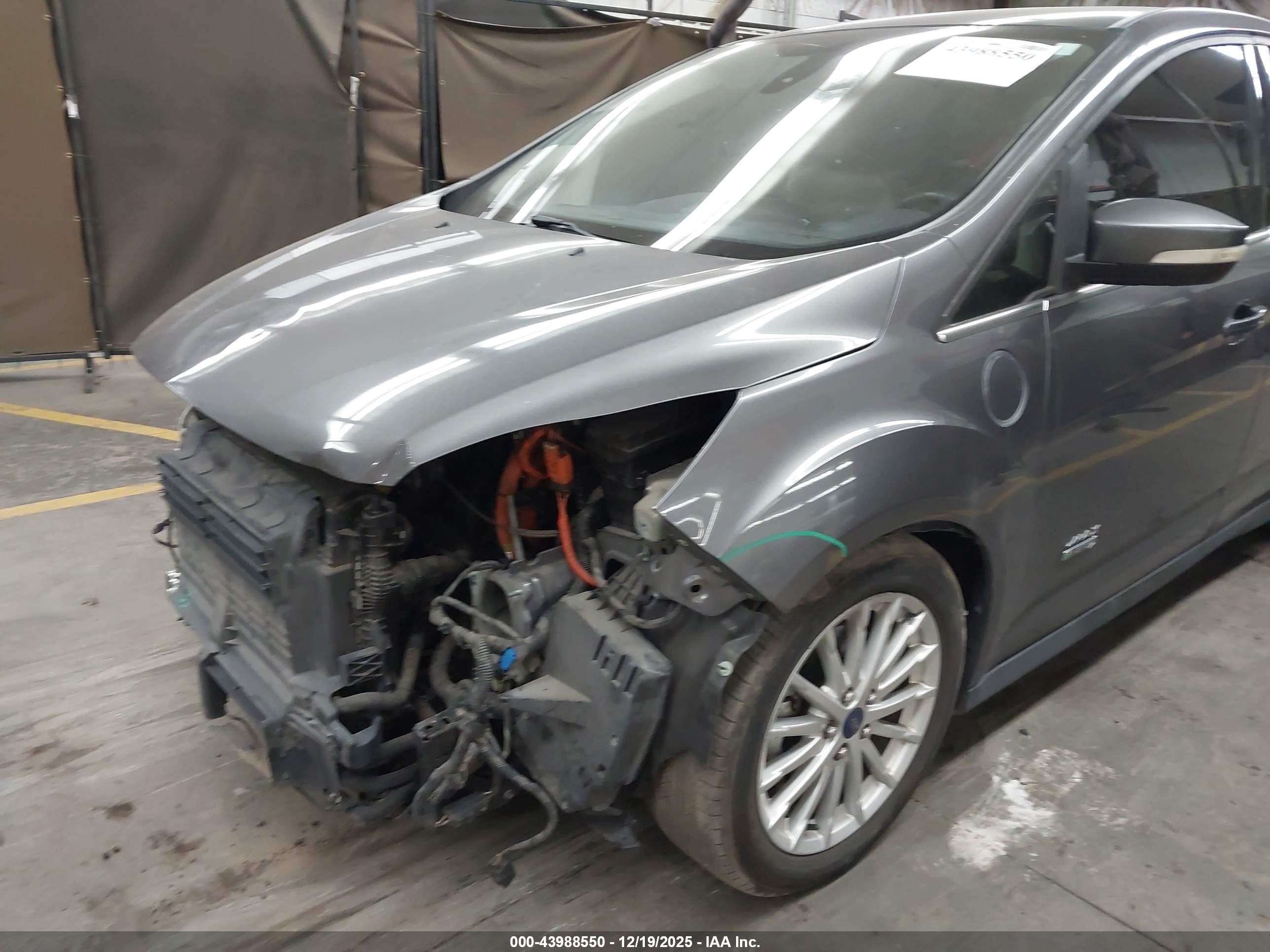 FORD C-MAX image 6