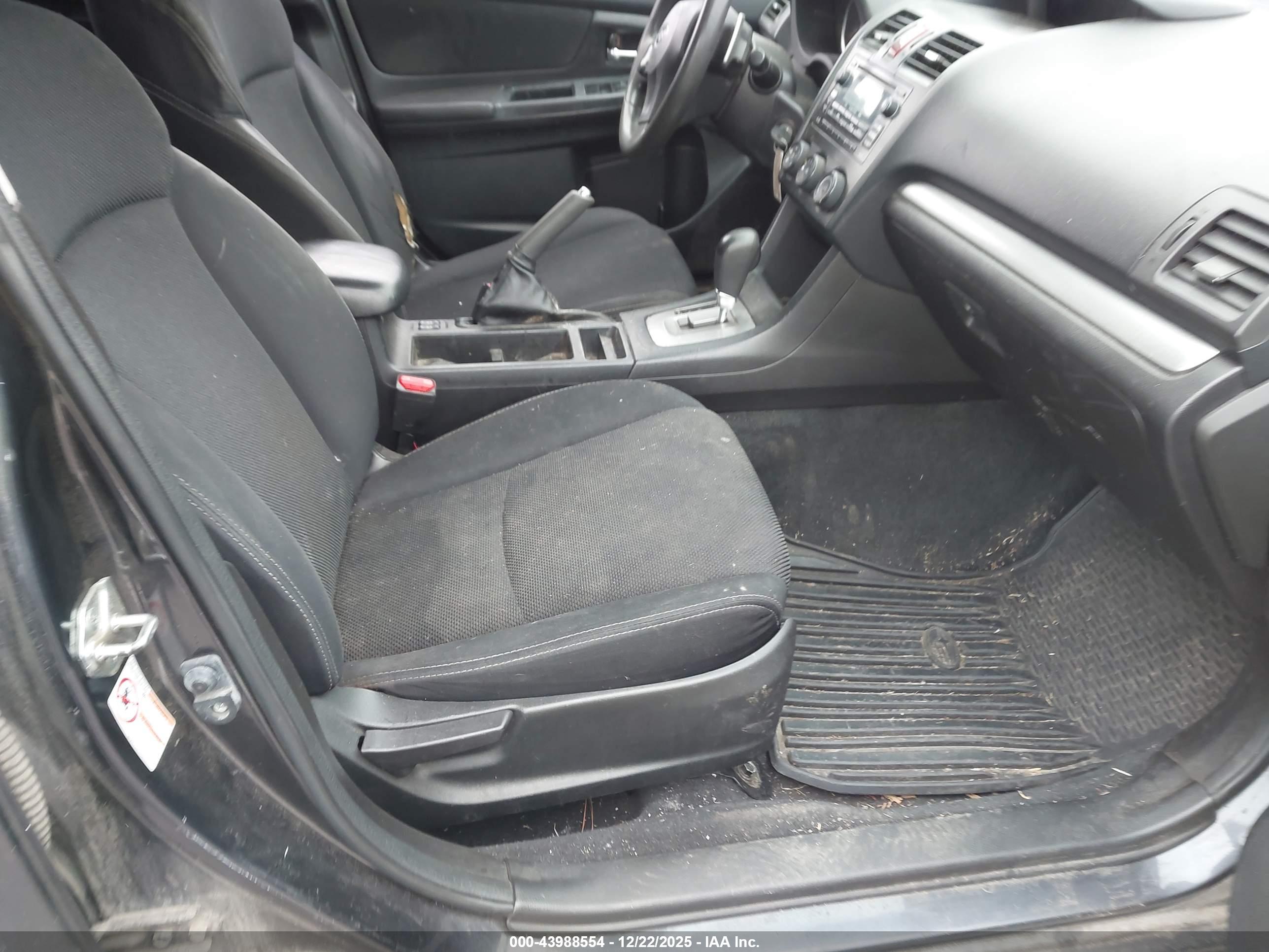 SUBARU XV image 5