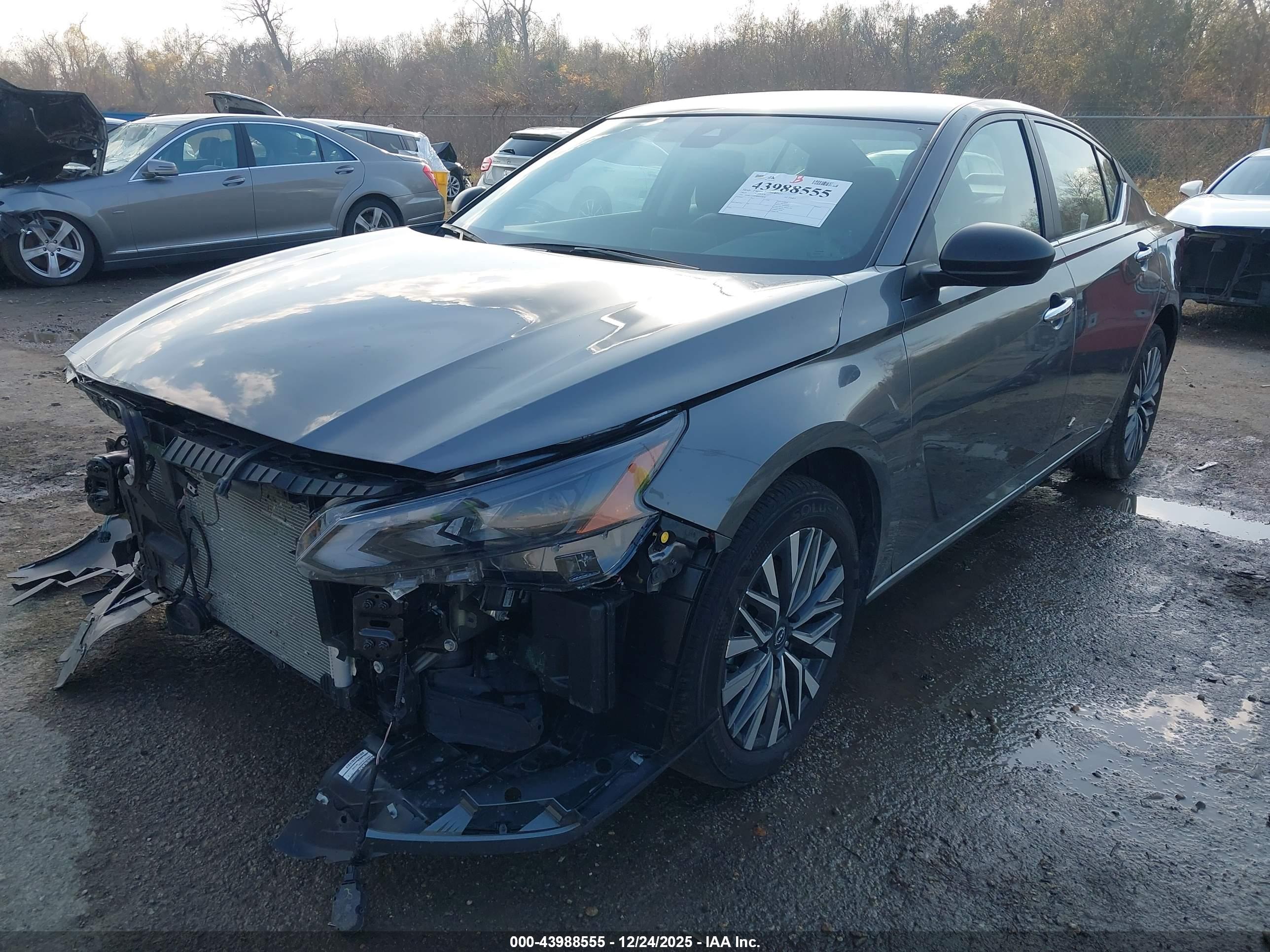NISSAN ALTIMA image 2