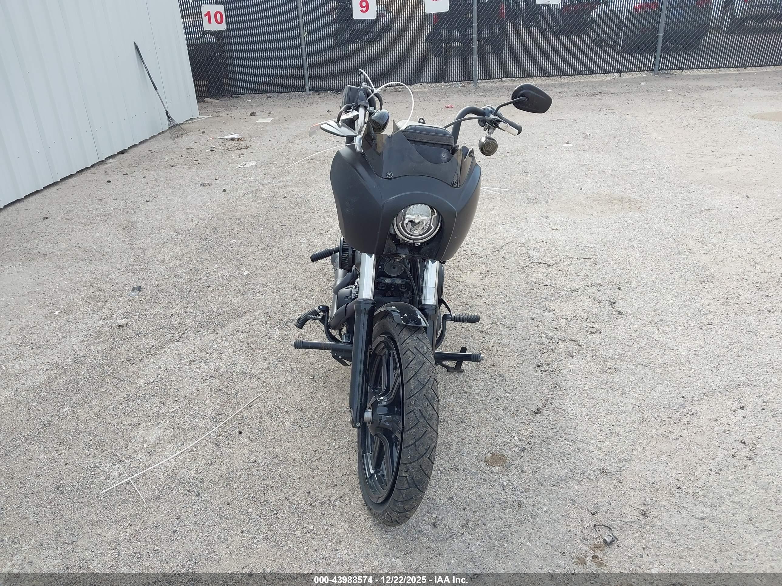 HARLEY-DAVIDSON FXBBS image 5