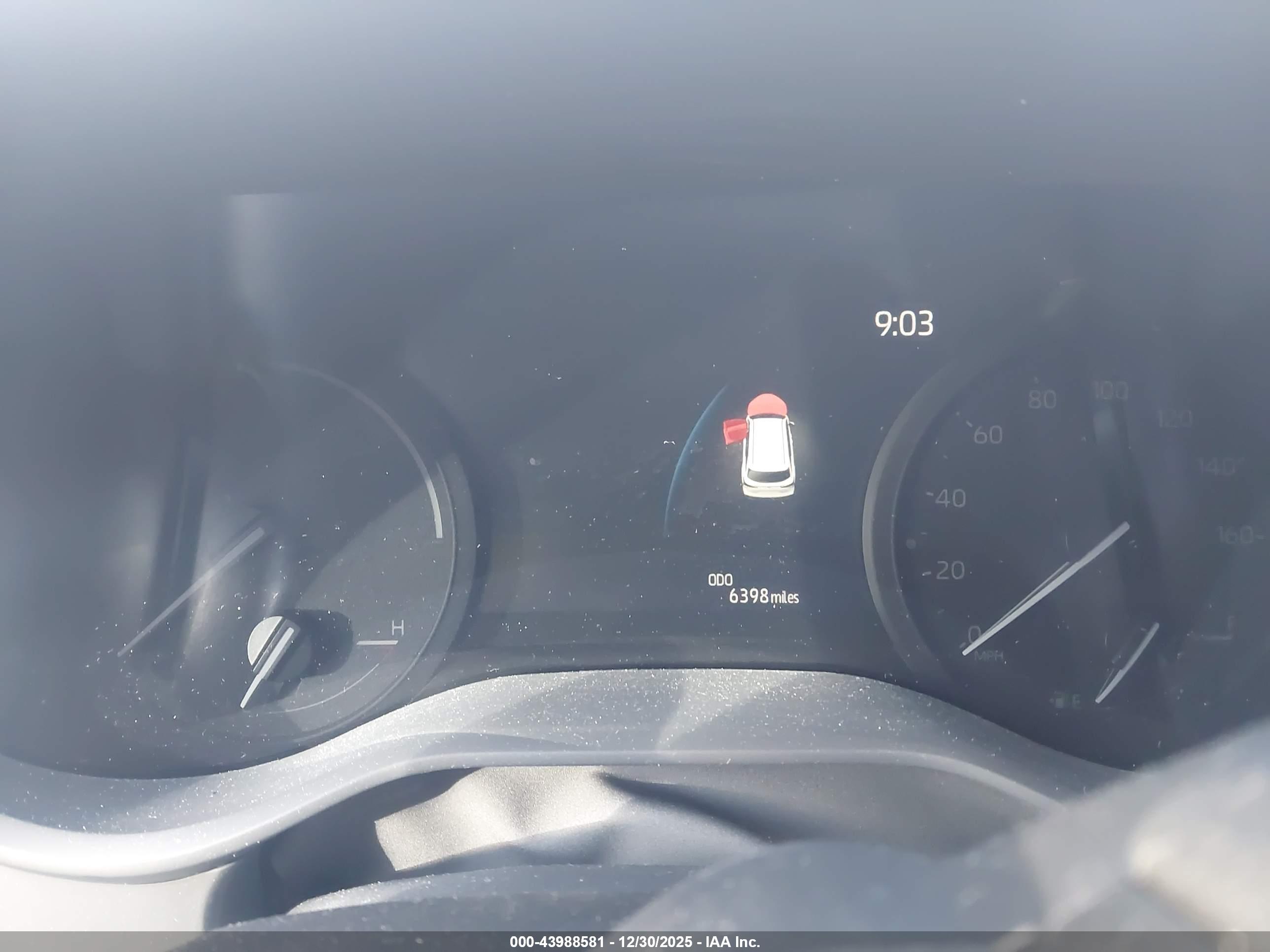 TOYOTA SIENNA image 7