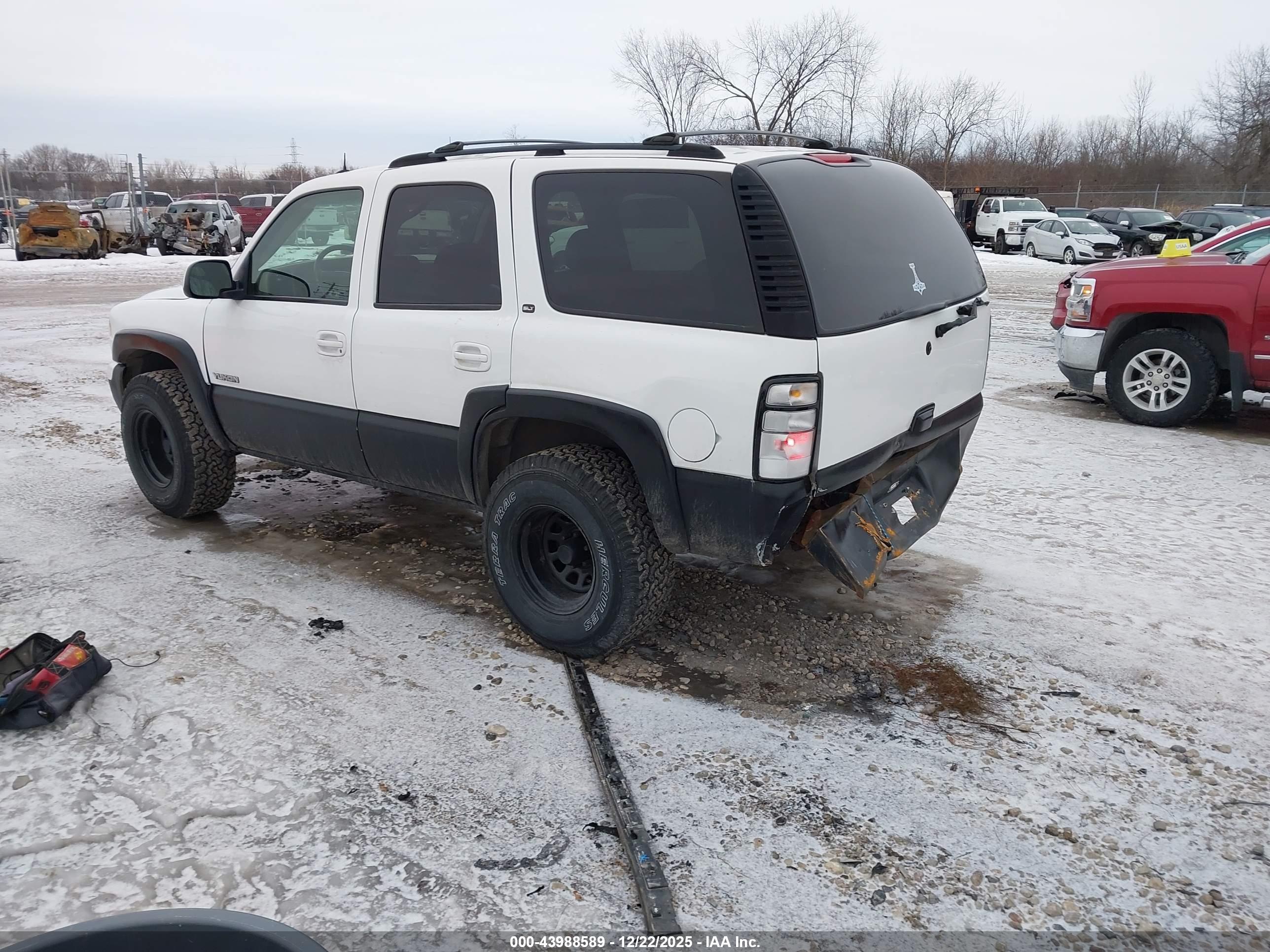 GMC YUKON image 3