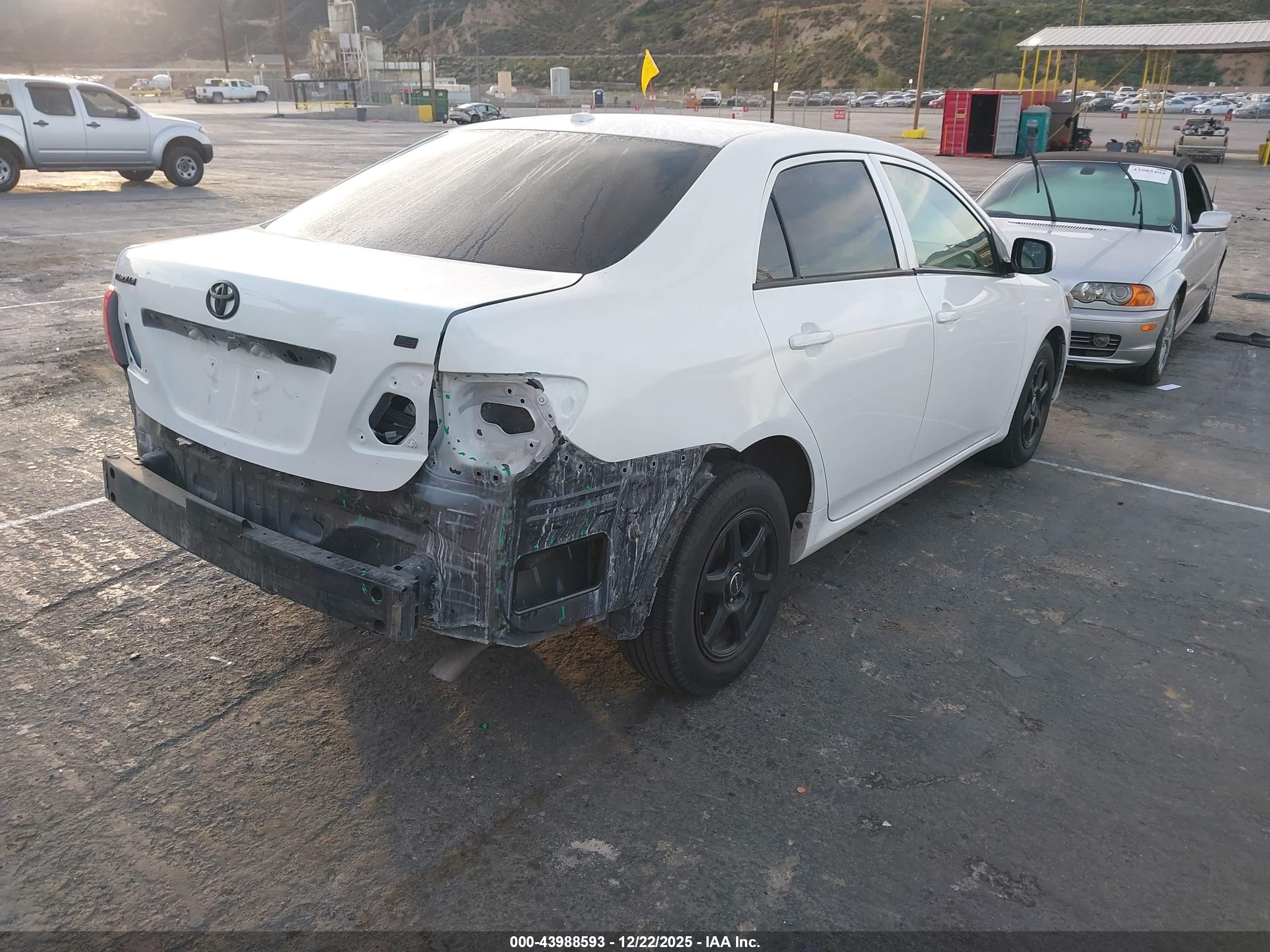 TOYOTA COROLLA image 4