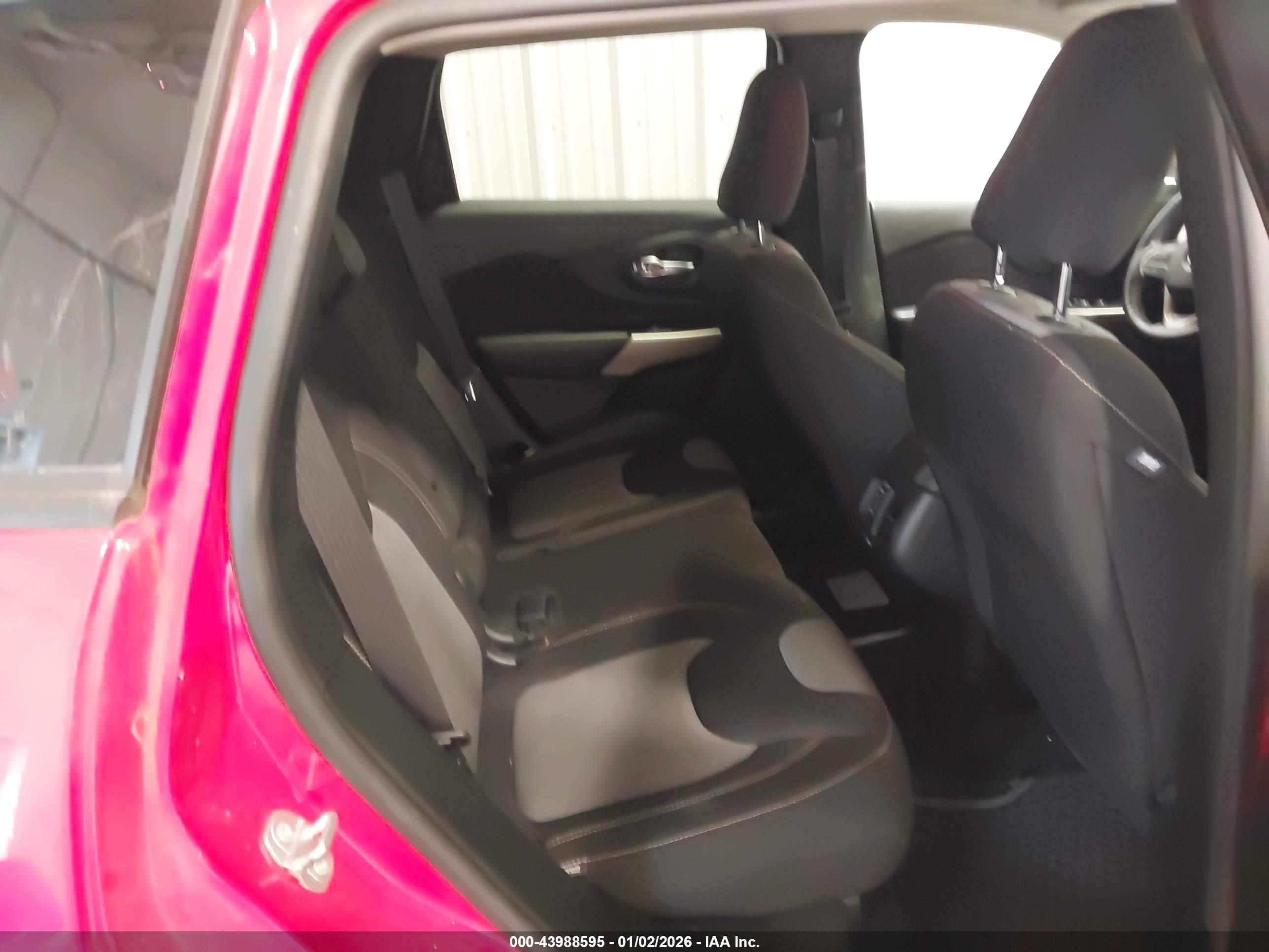 JEEP CHEROKEE image 8