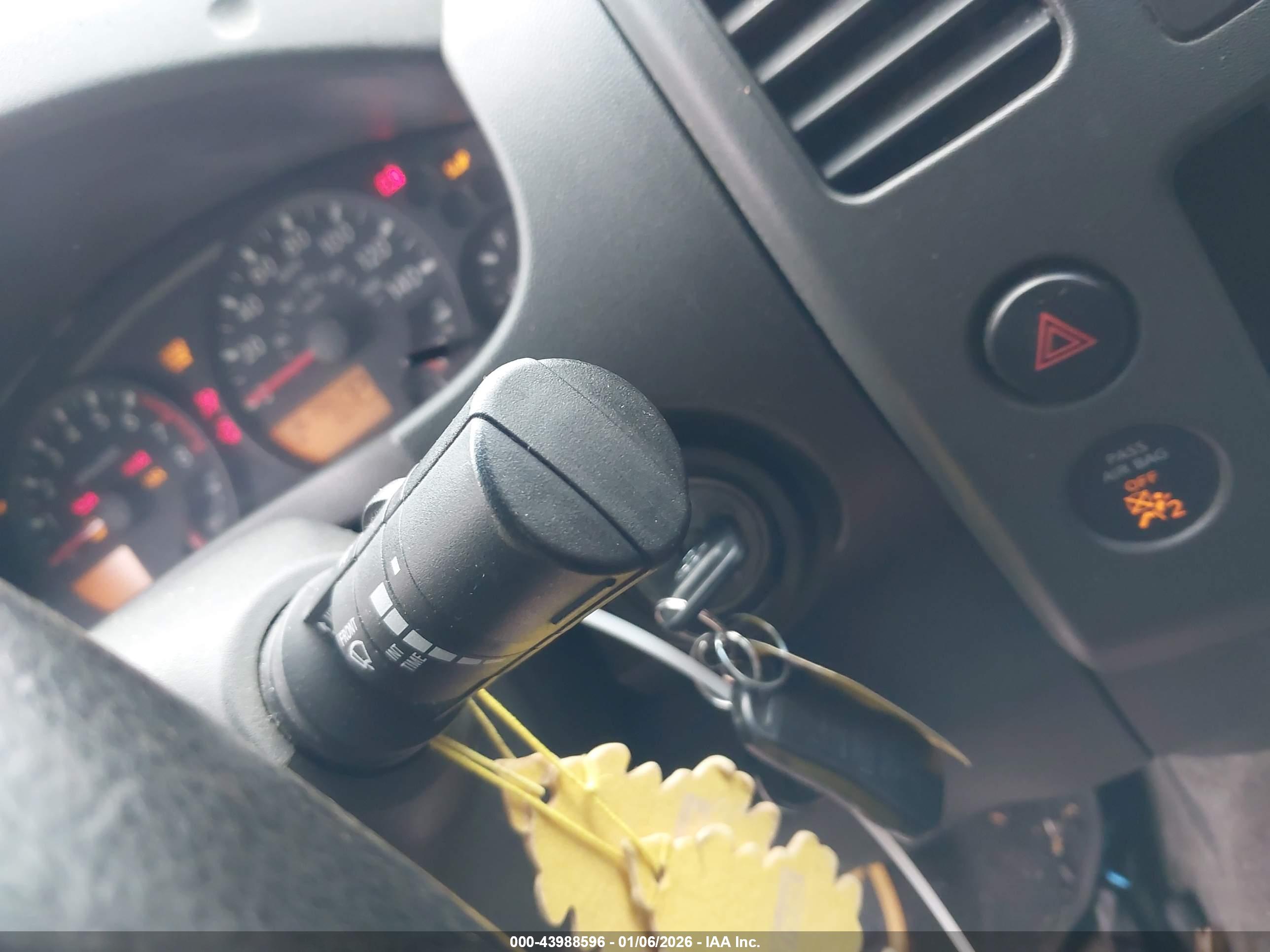 NISSAN FRONTIER image 11