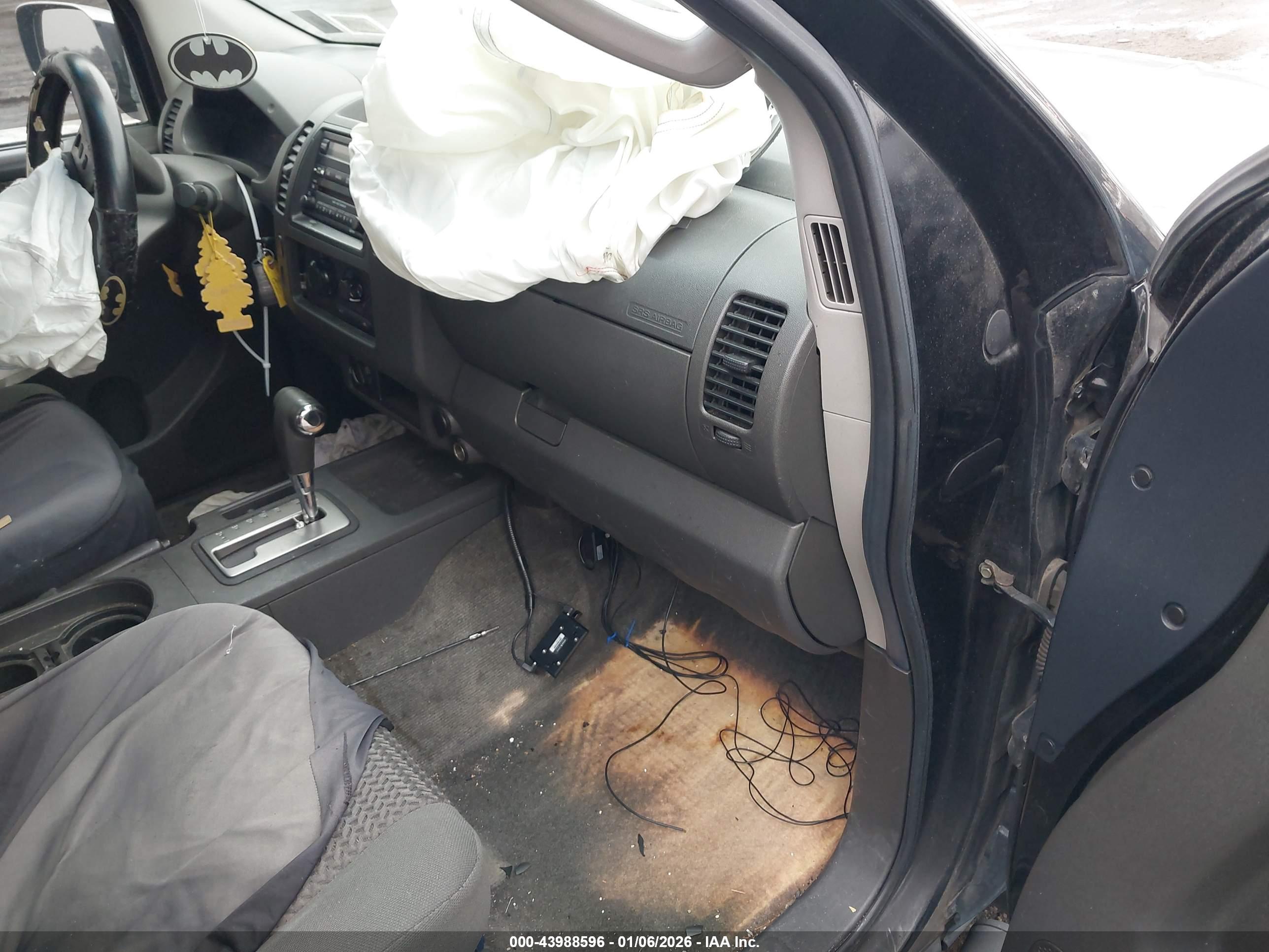 NISSAN FRONTIER image 5
