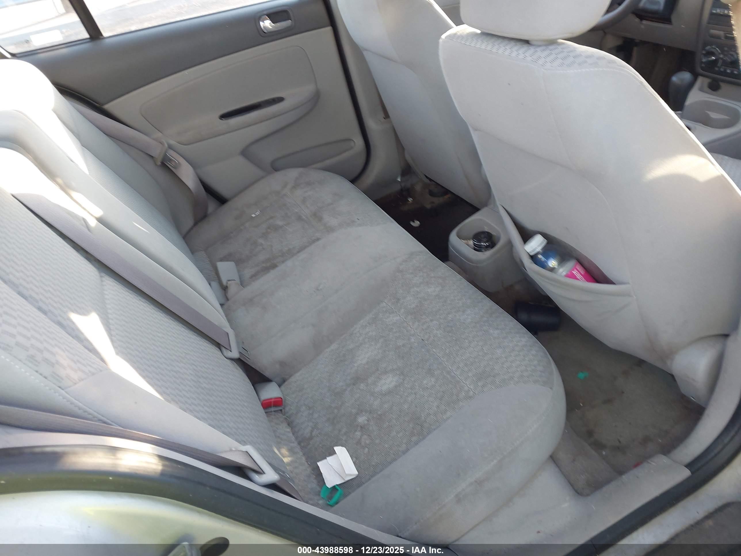 CHEVROLET COBALT image 8