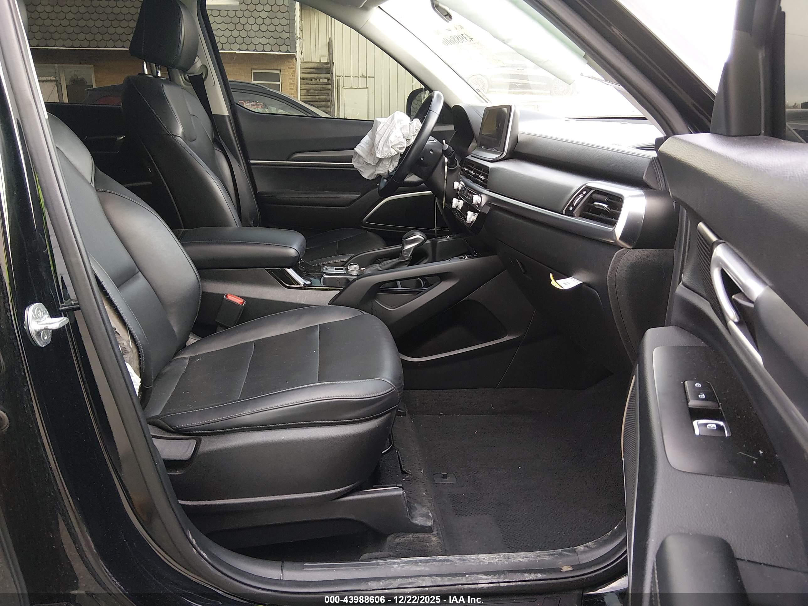 KIA TELLURIDE image 5