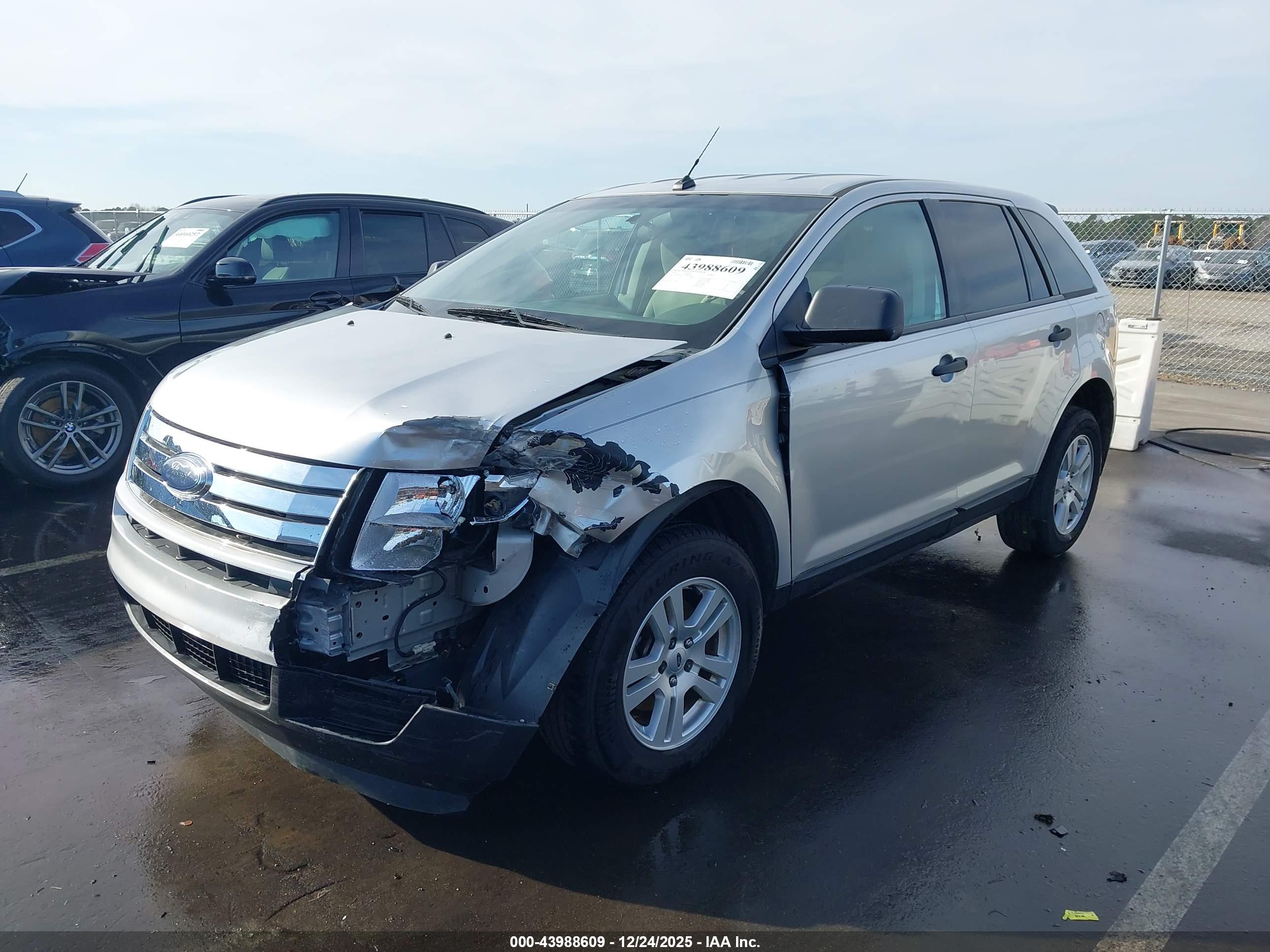 FORD EDGE image 2