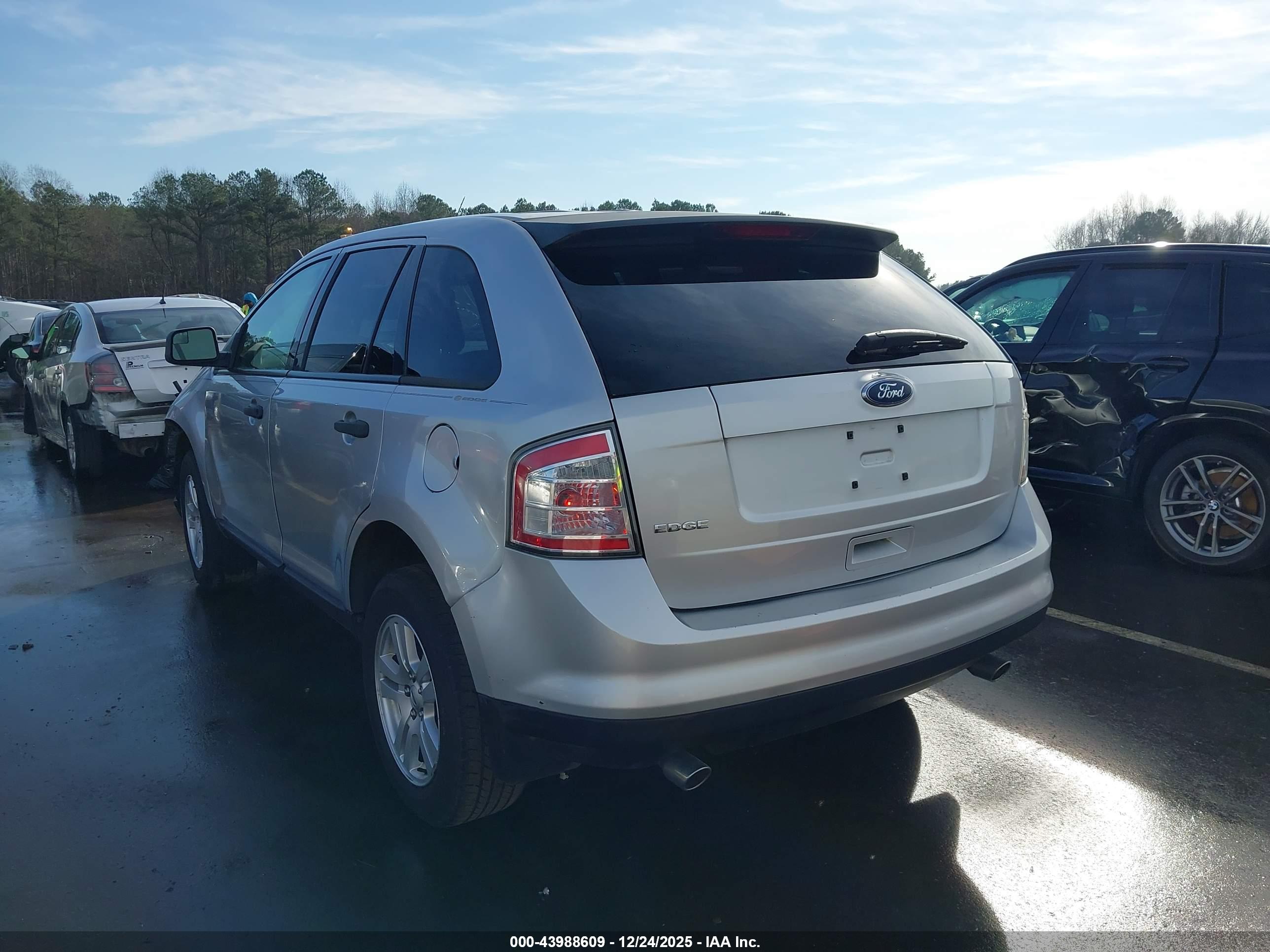 FORD EDGE image 3