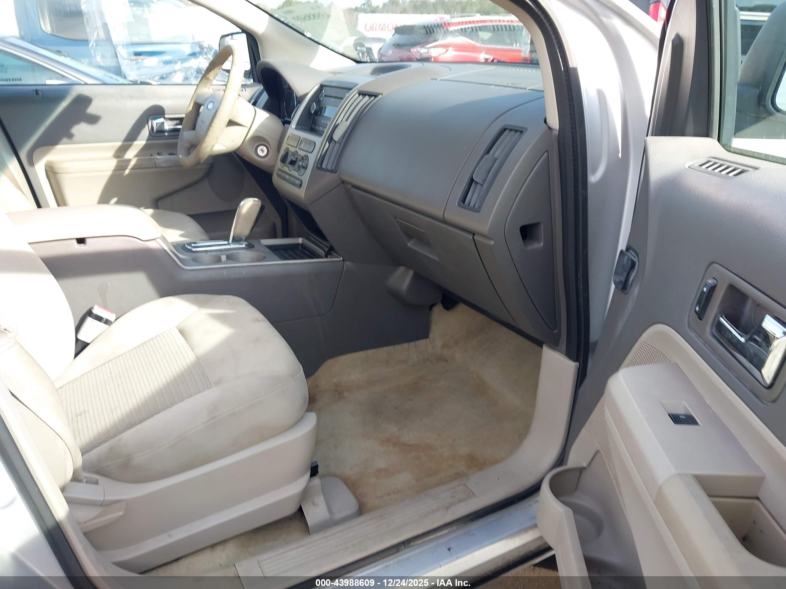 FORD EDGE image 5