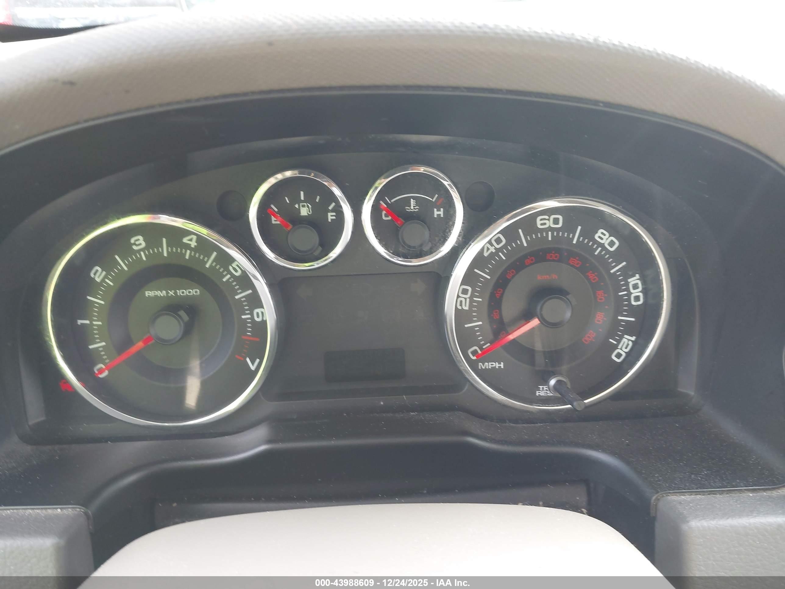 FORD EDGE image 7
