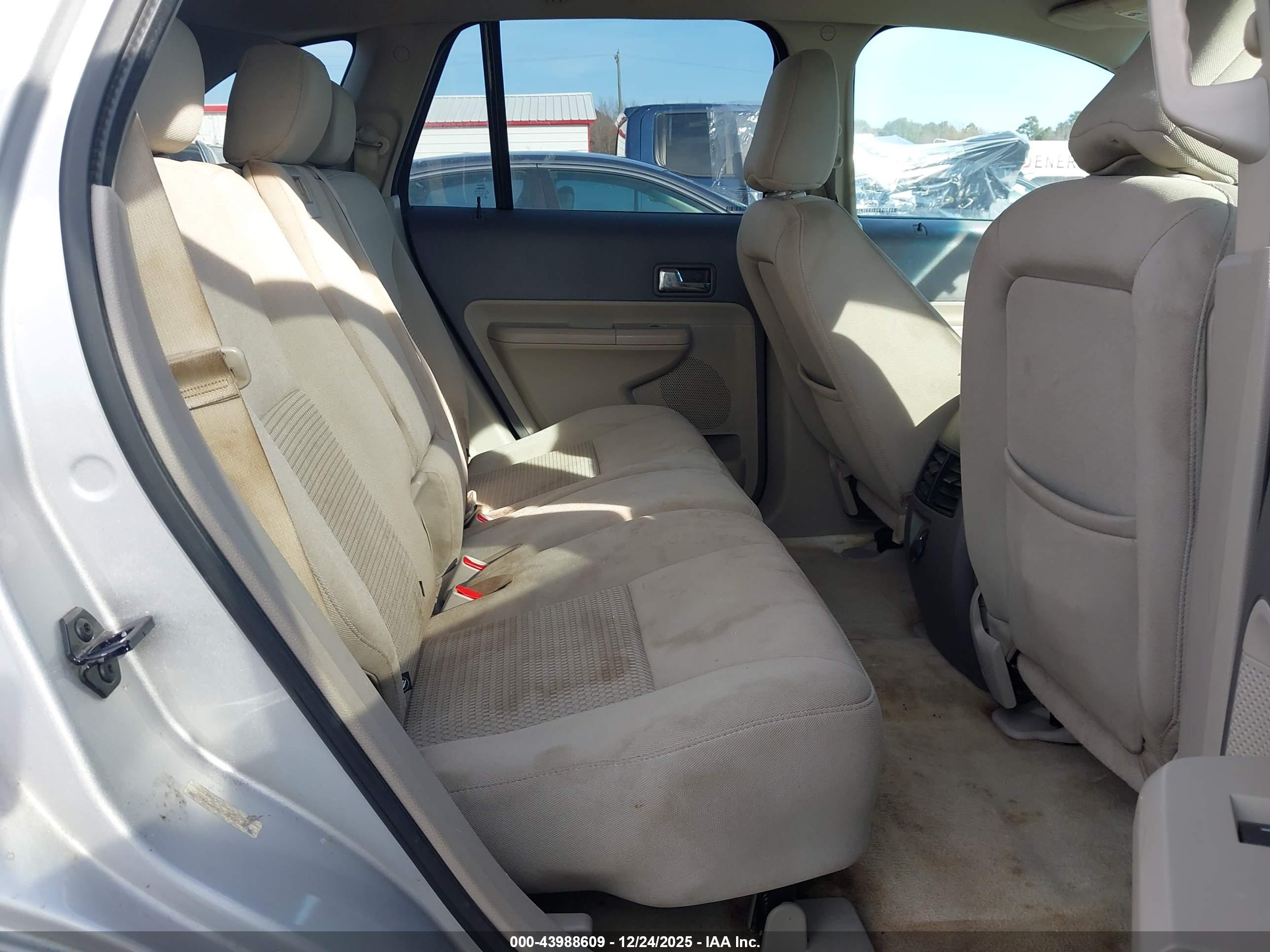 FORD EDGE image 8
