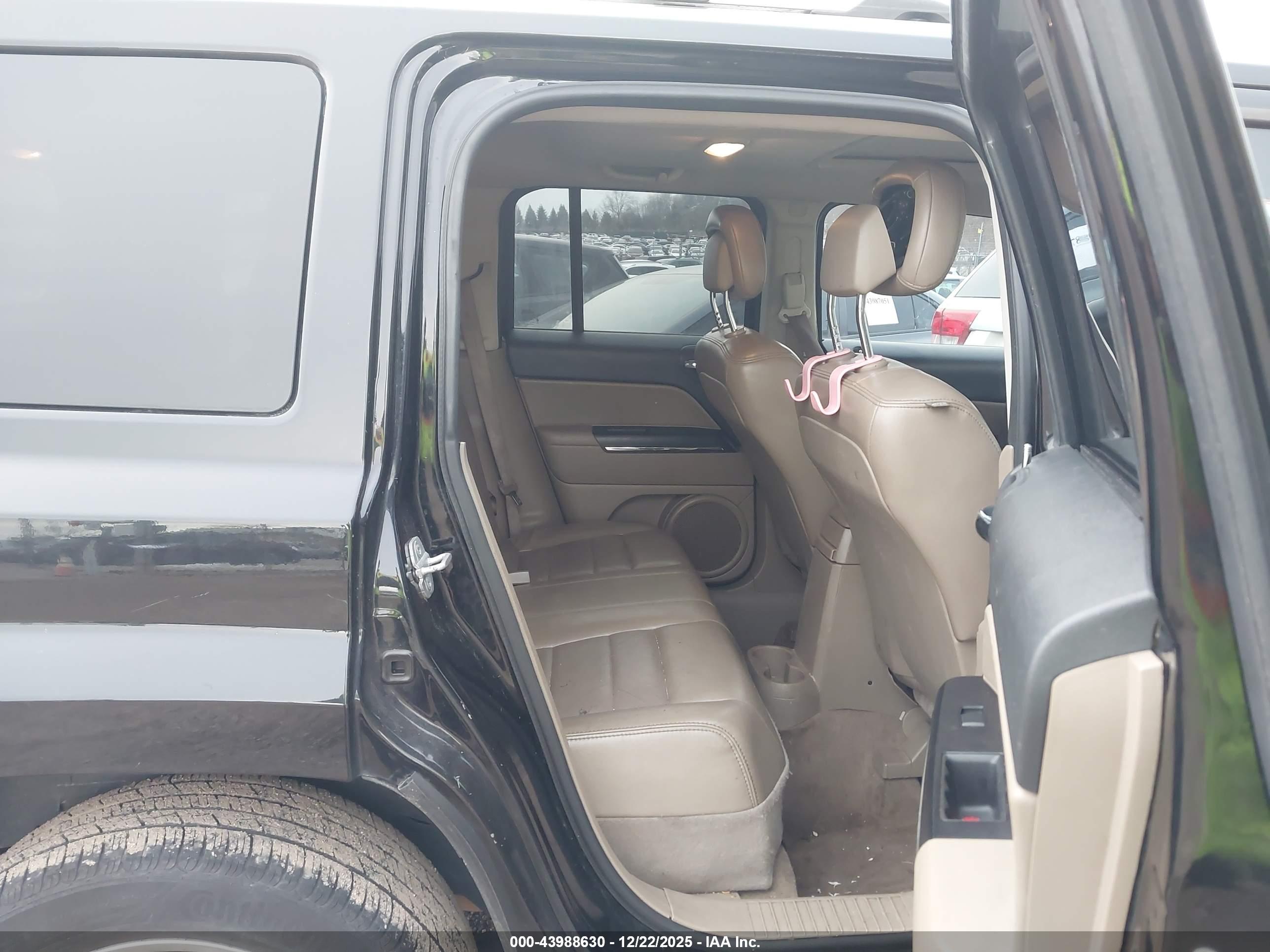 JEEP PATRIOT image 8