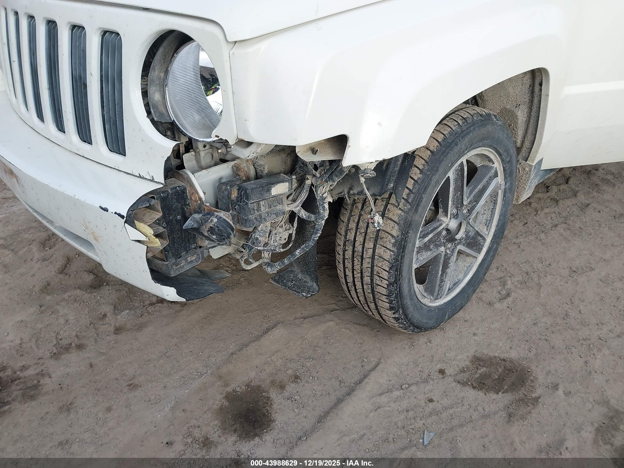 JEEP PATRIOT image 6