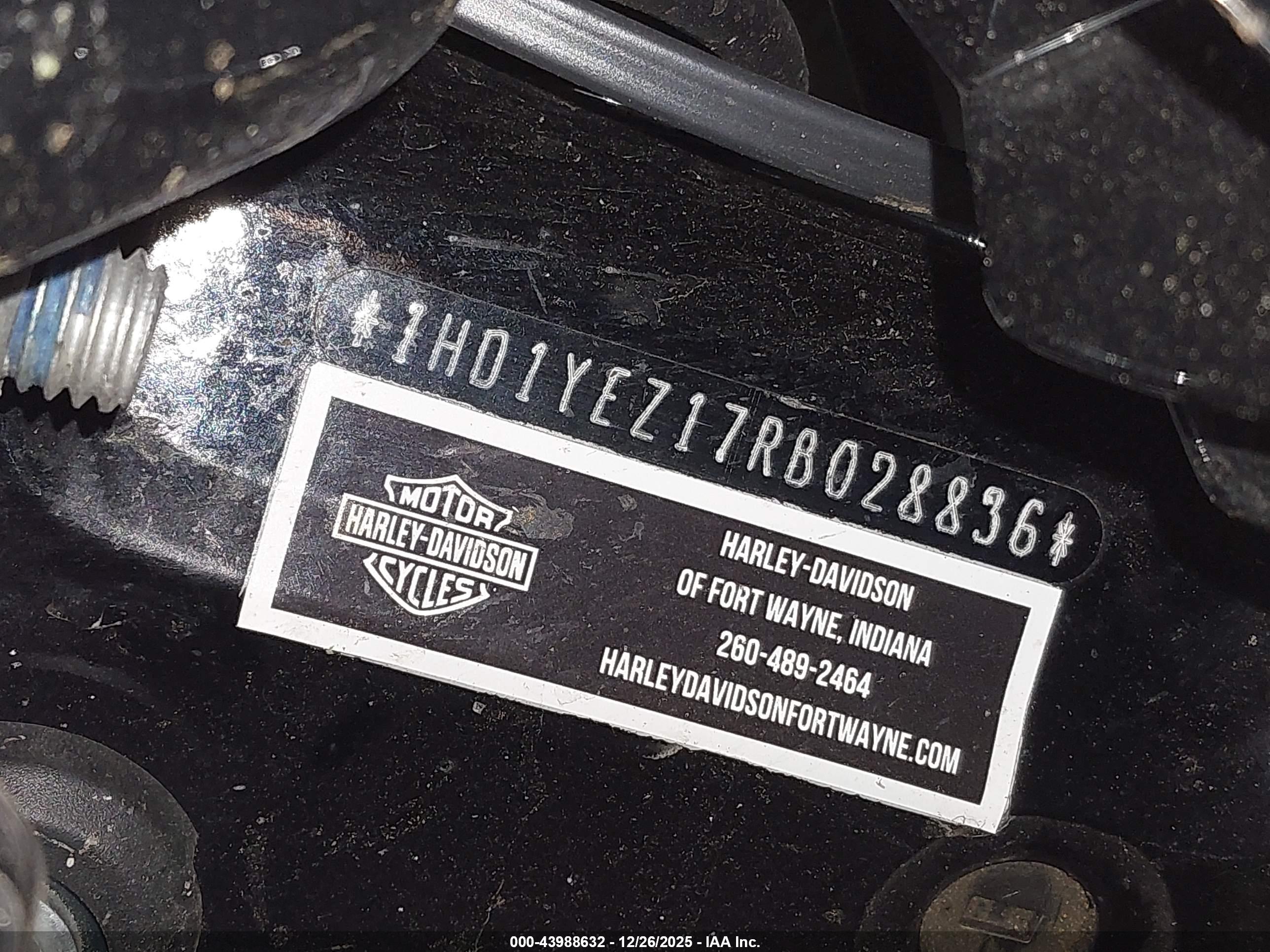 HARLEY-DAVIDSON FXBR image 10