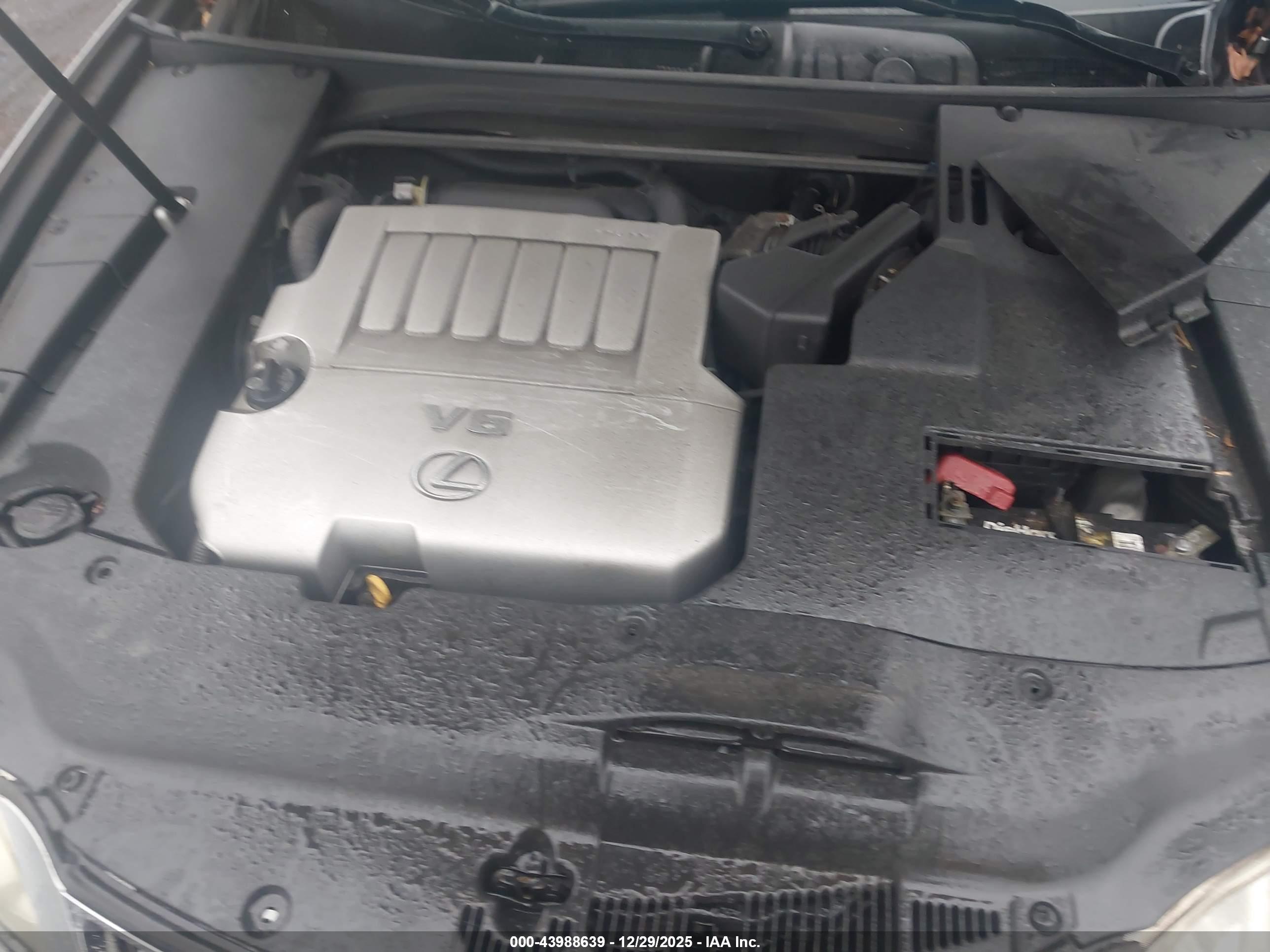 LEXUS ES image 10