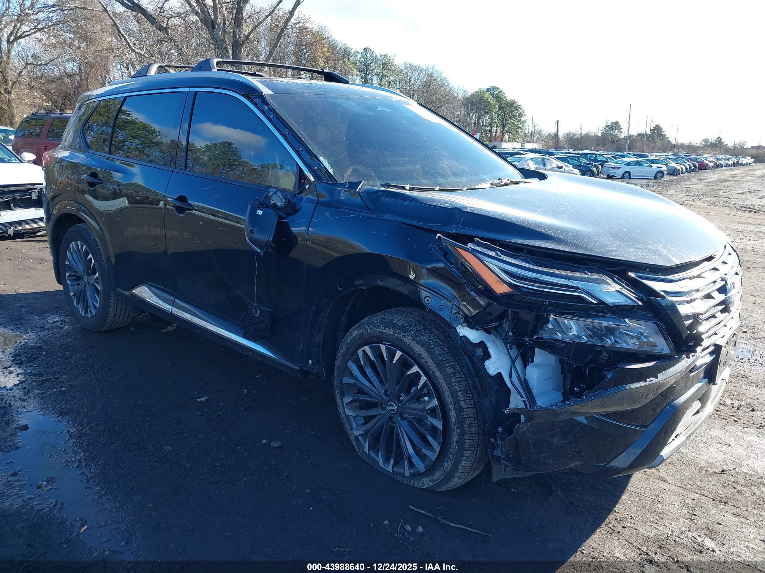 NISSAN ROGUE image 6