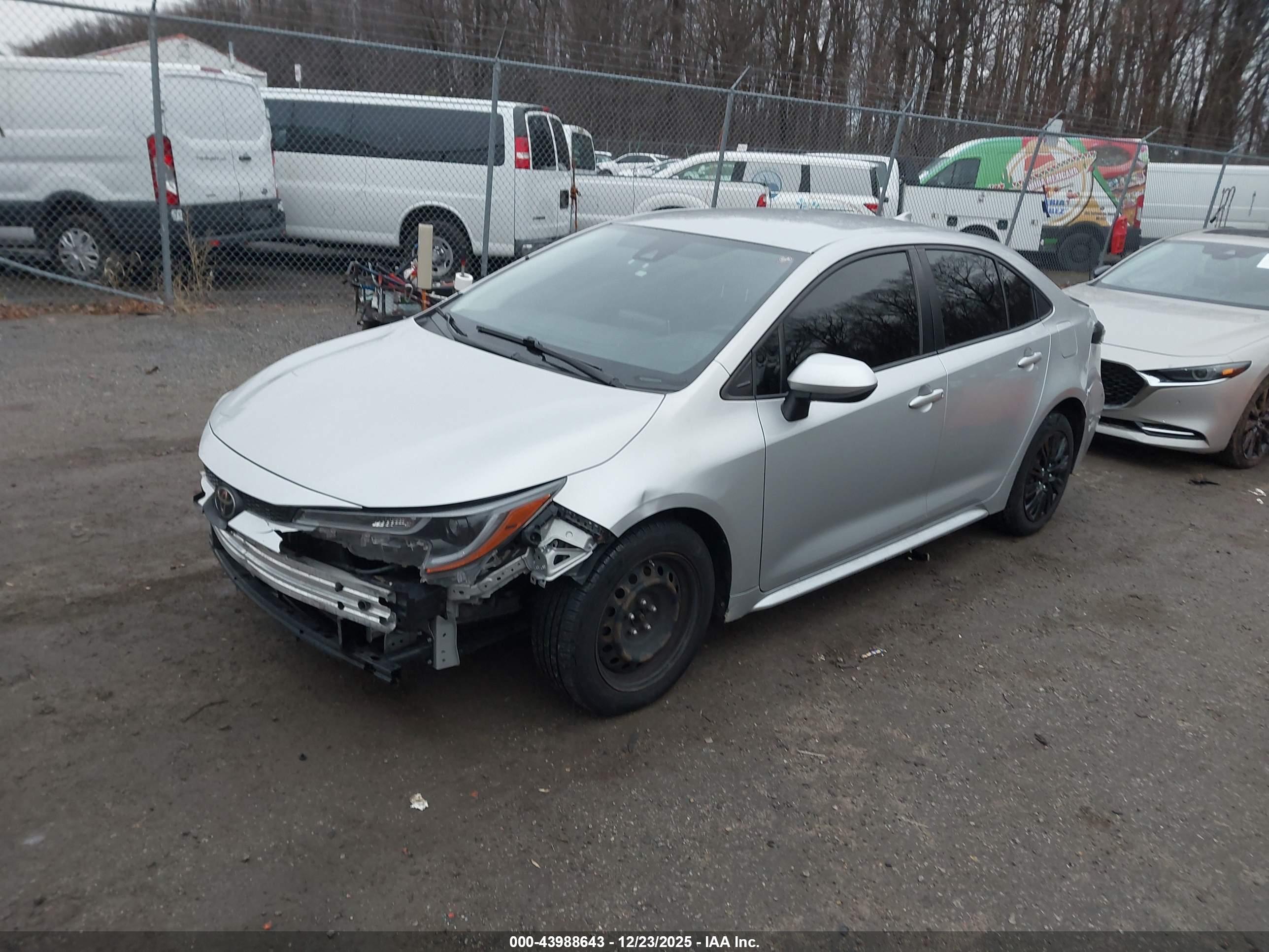 TOYOTA COROLLA image 2
