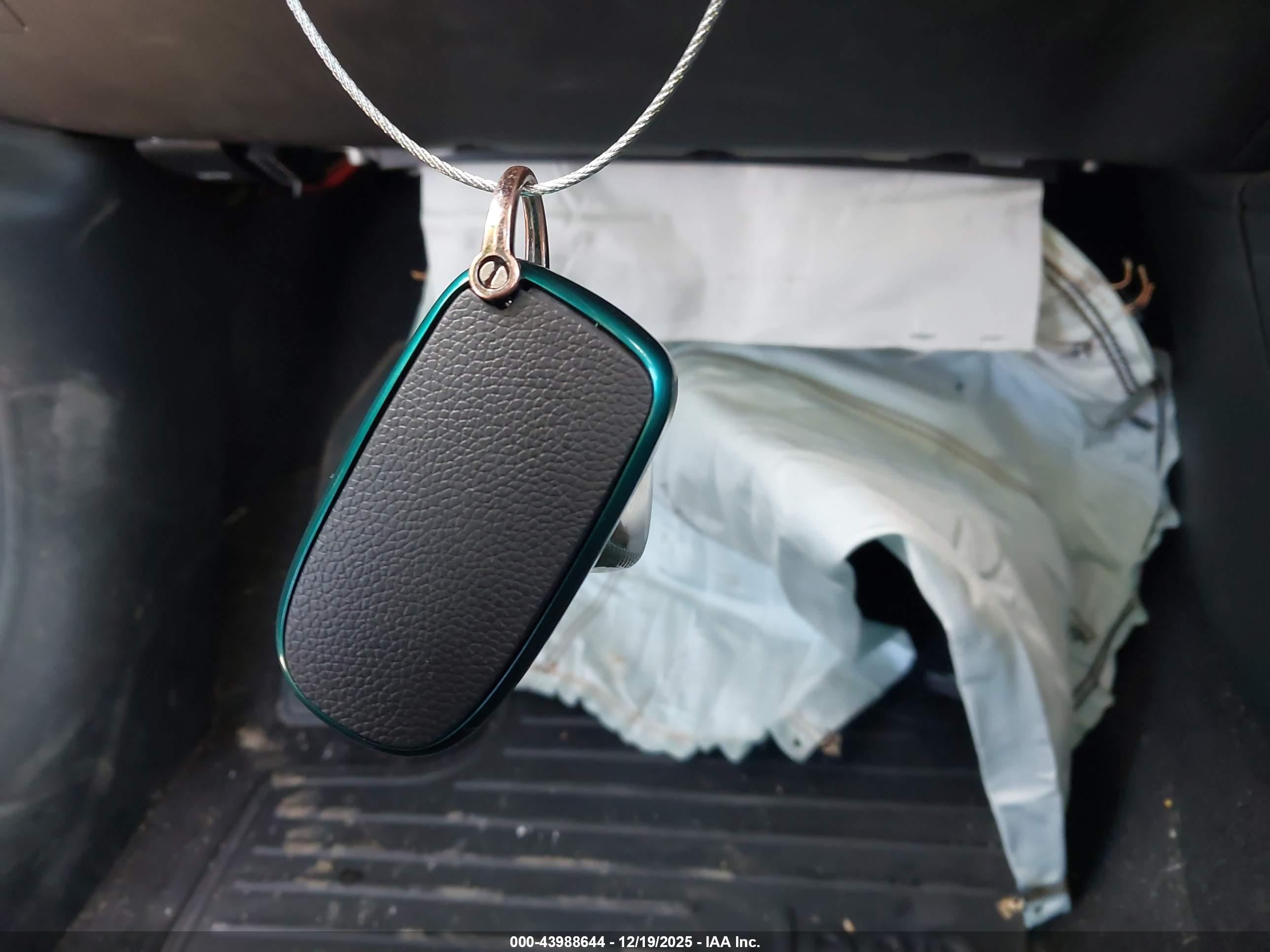 JEEP RENEGADE image 11