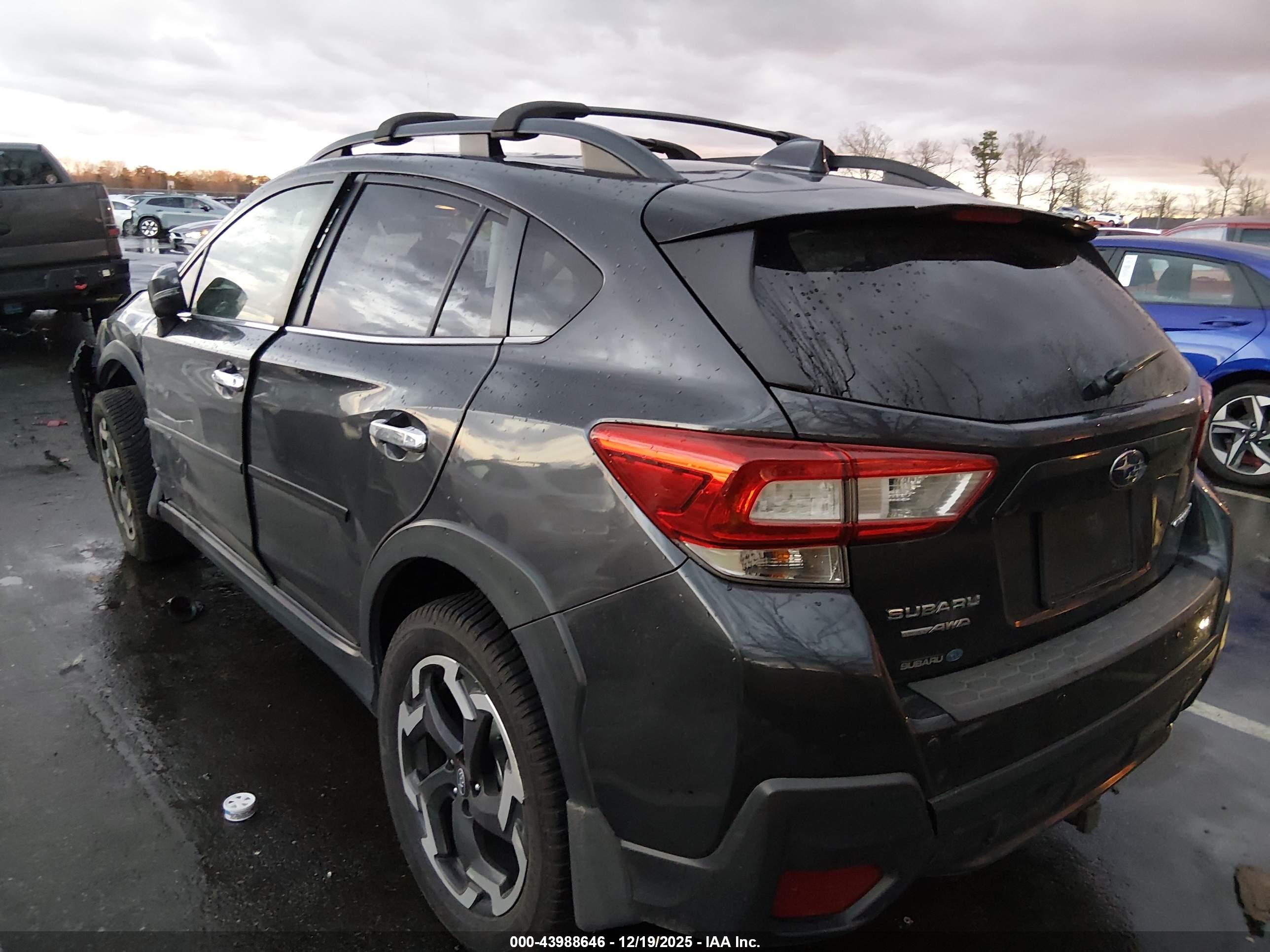 SUBARU CROSSTREK image 3