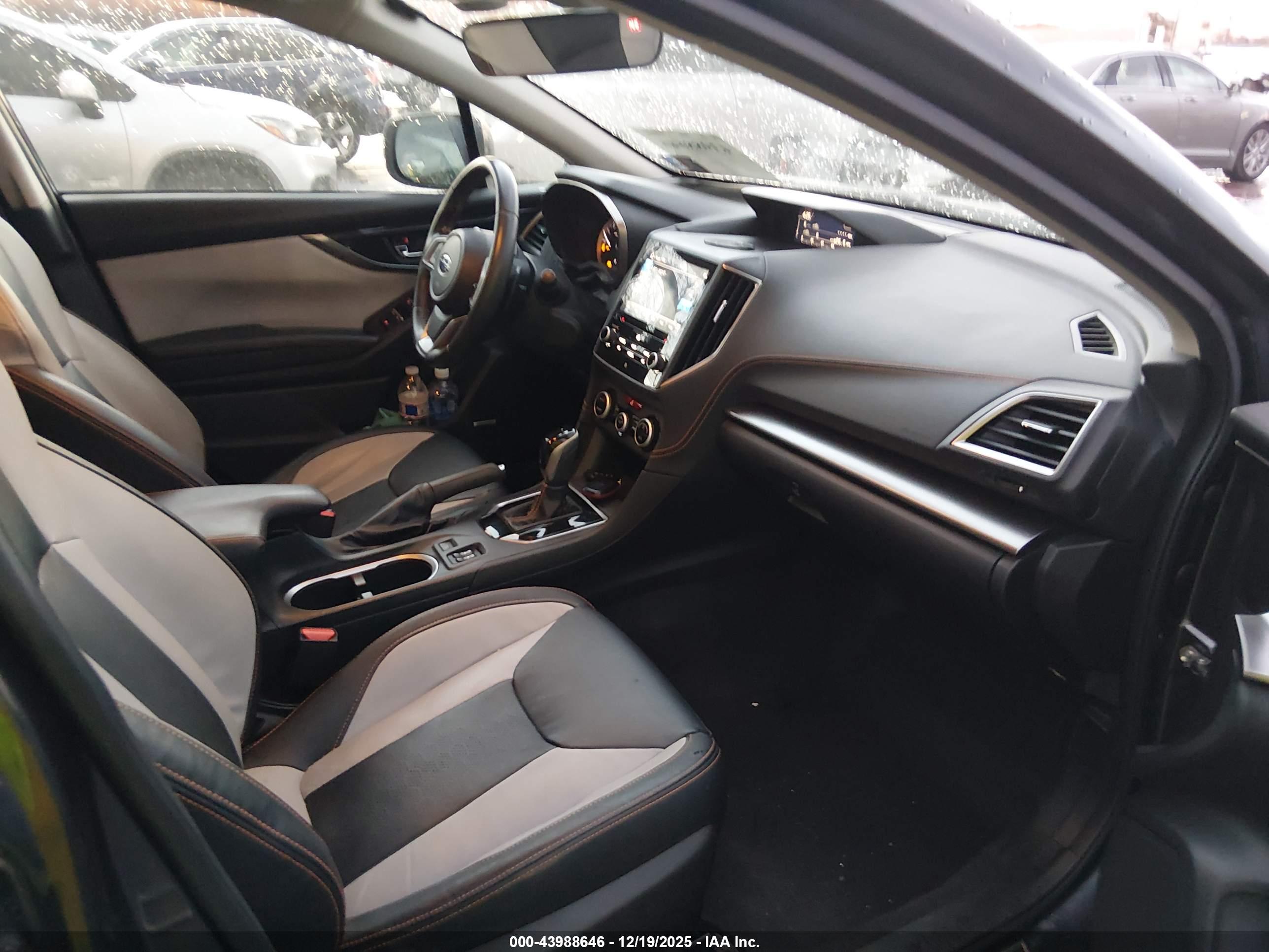 SUBARU CROSSTREK image 5