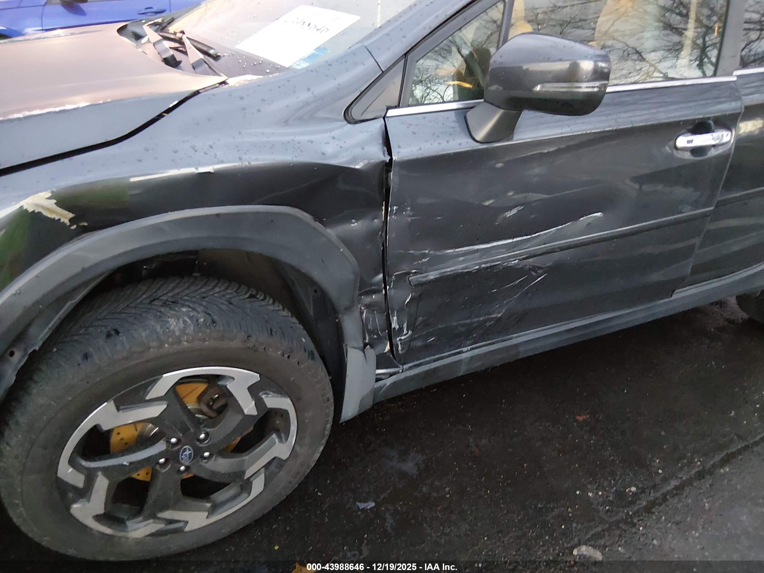 SUBARU CROSSTREK image 6
