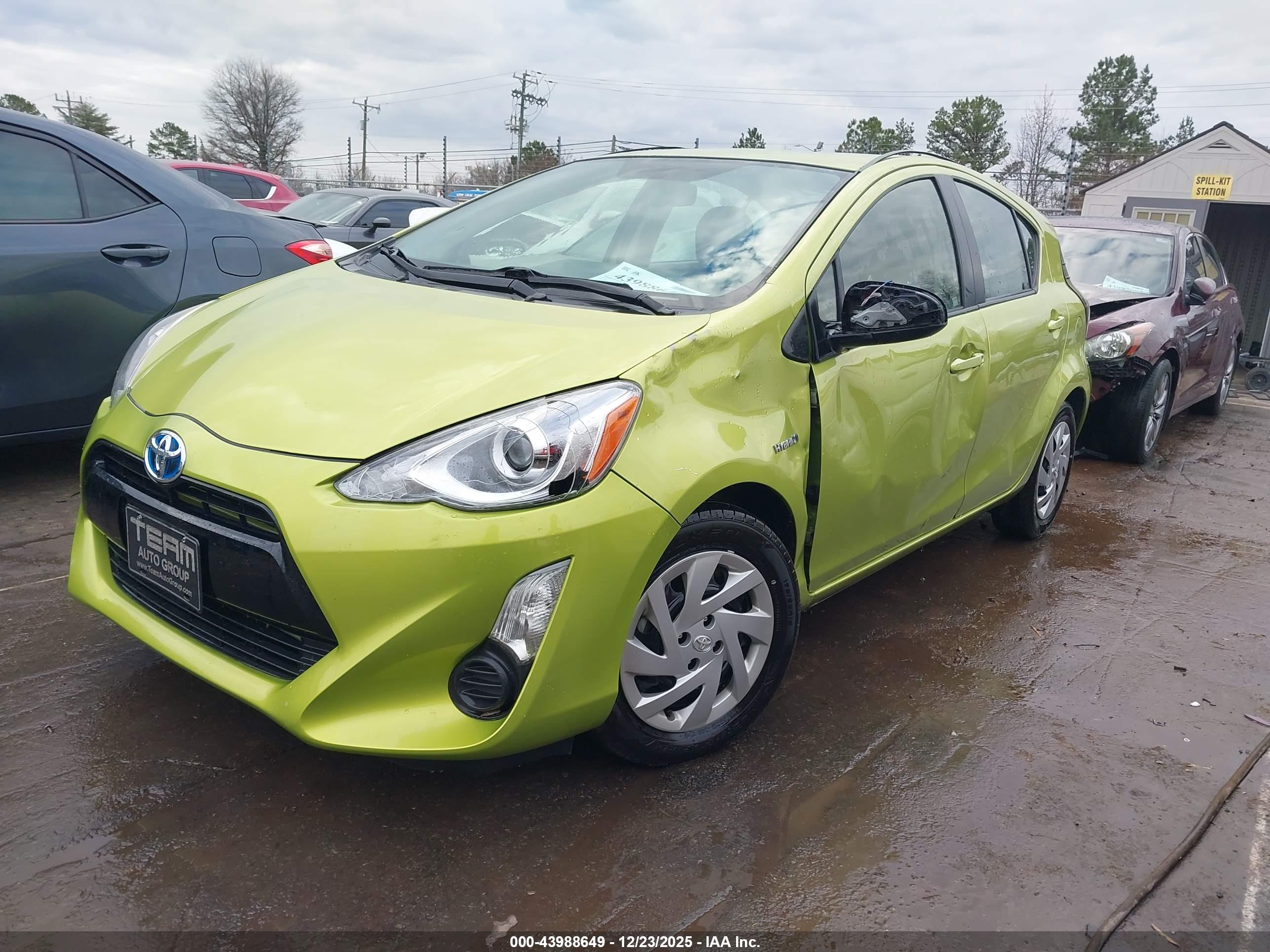 TOYOTA PRIUS image 2