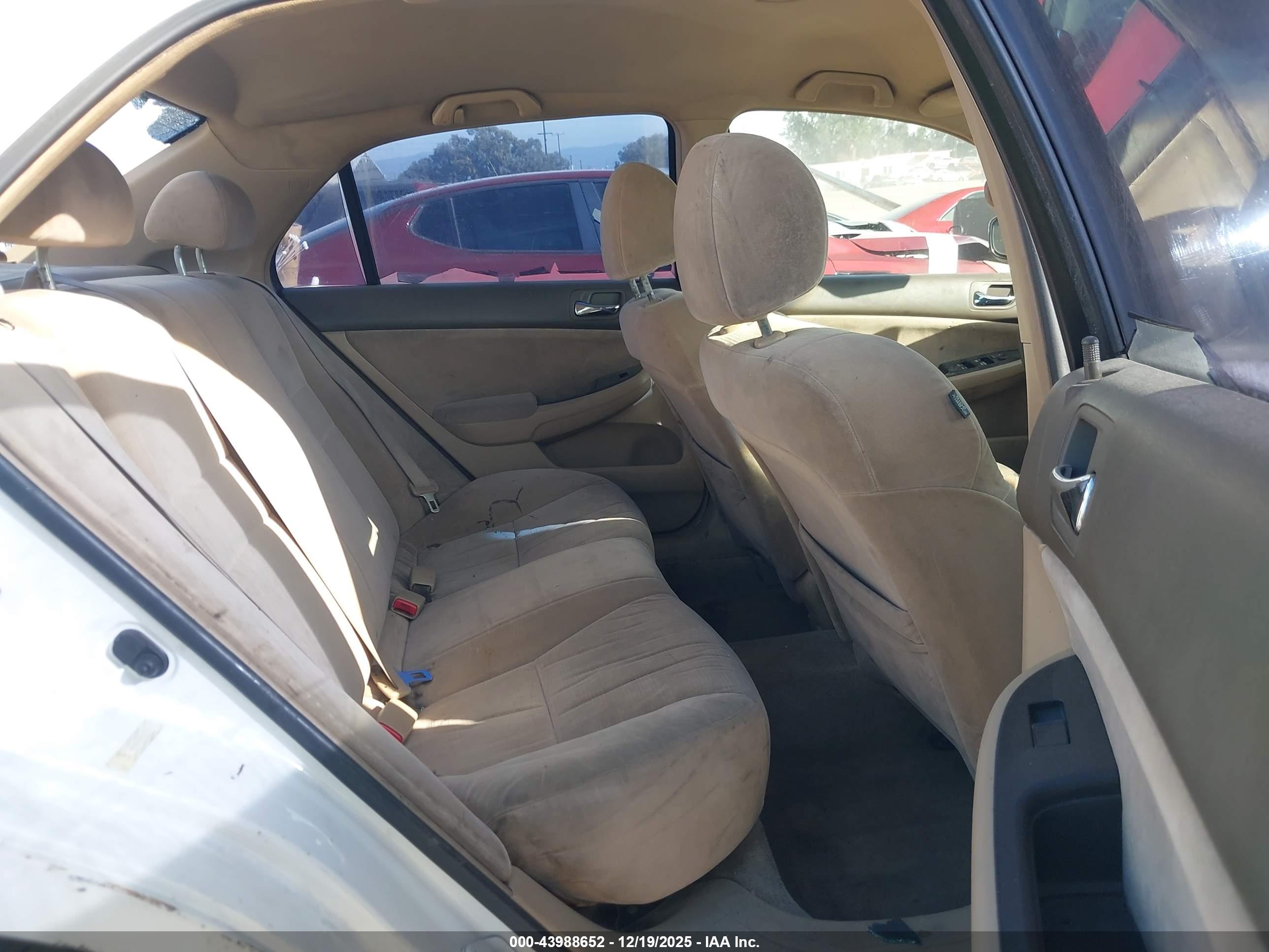 HONDA ACCORD image 8