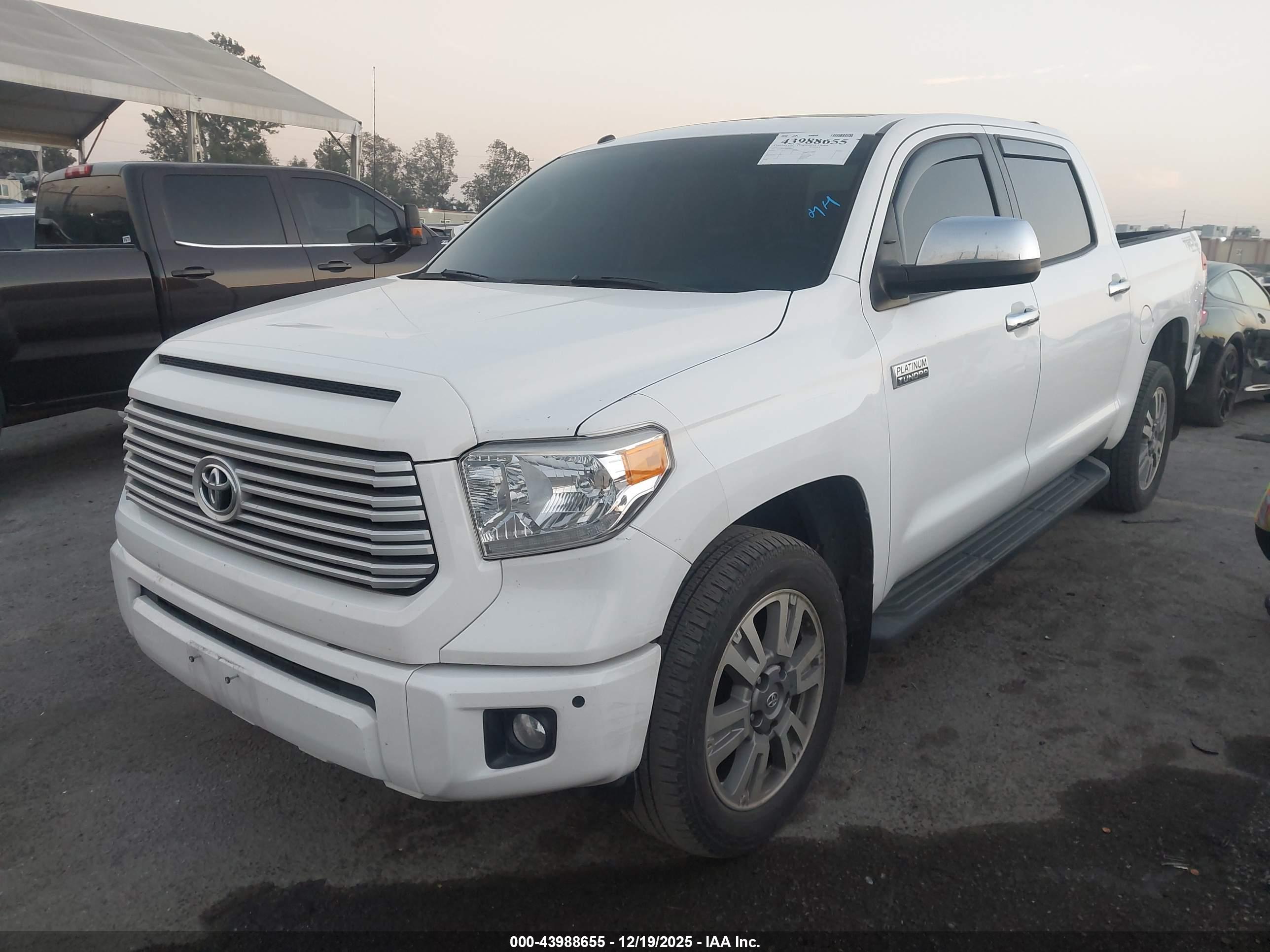 TOYOTA TUNDRA image 2