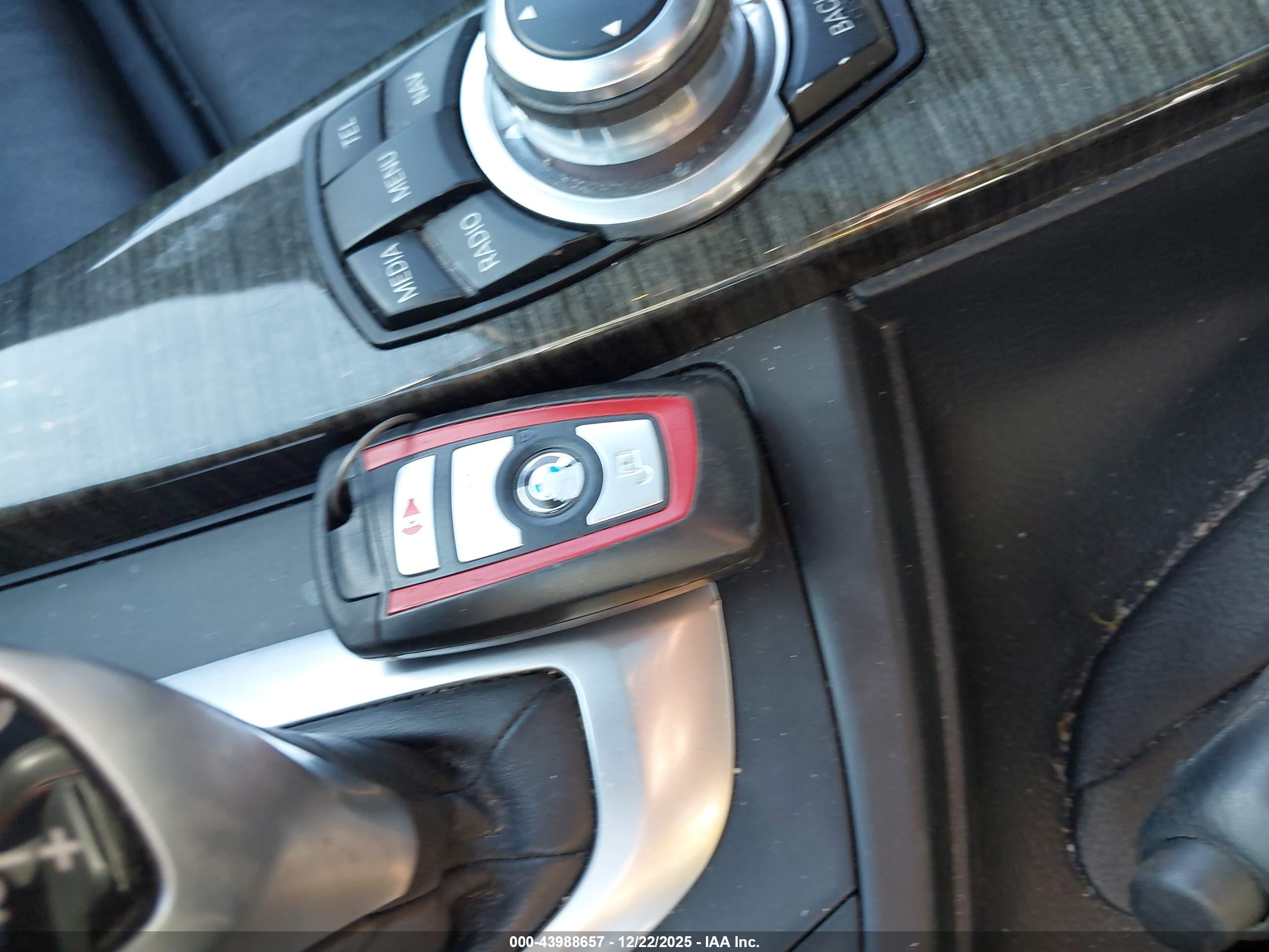 BMW 335I image 11