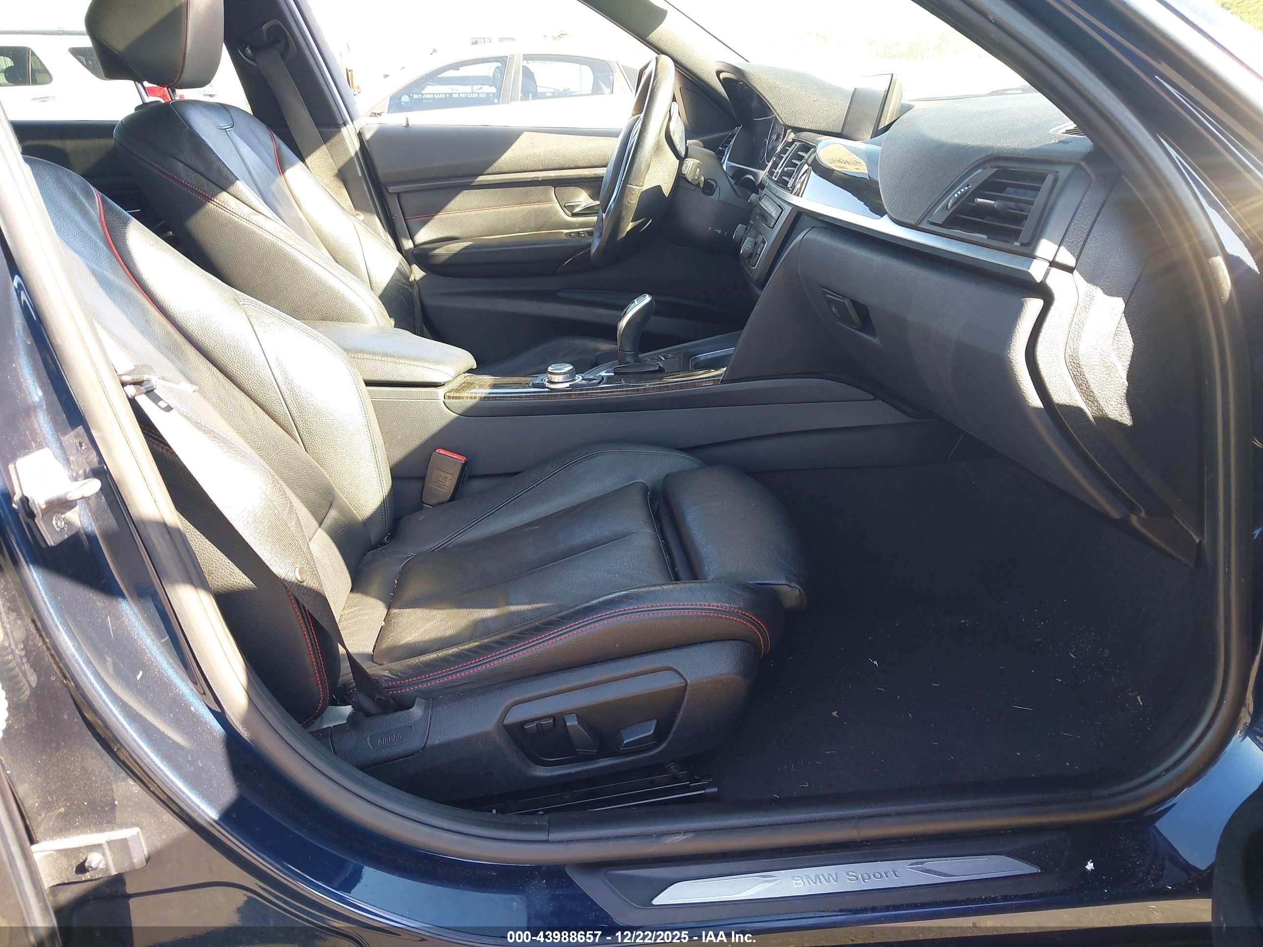 BMW 335I image 5