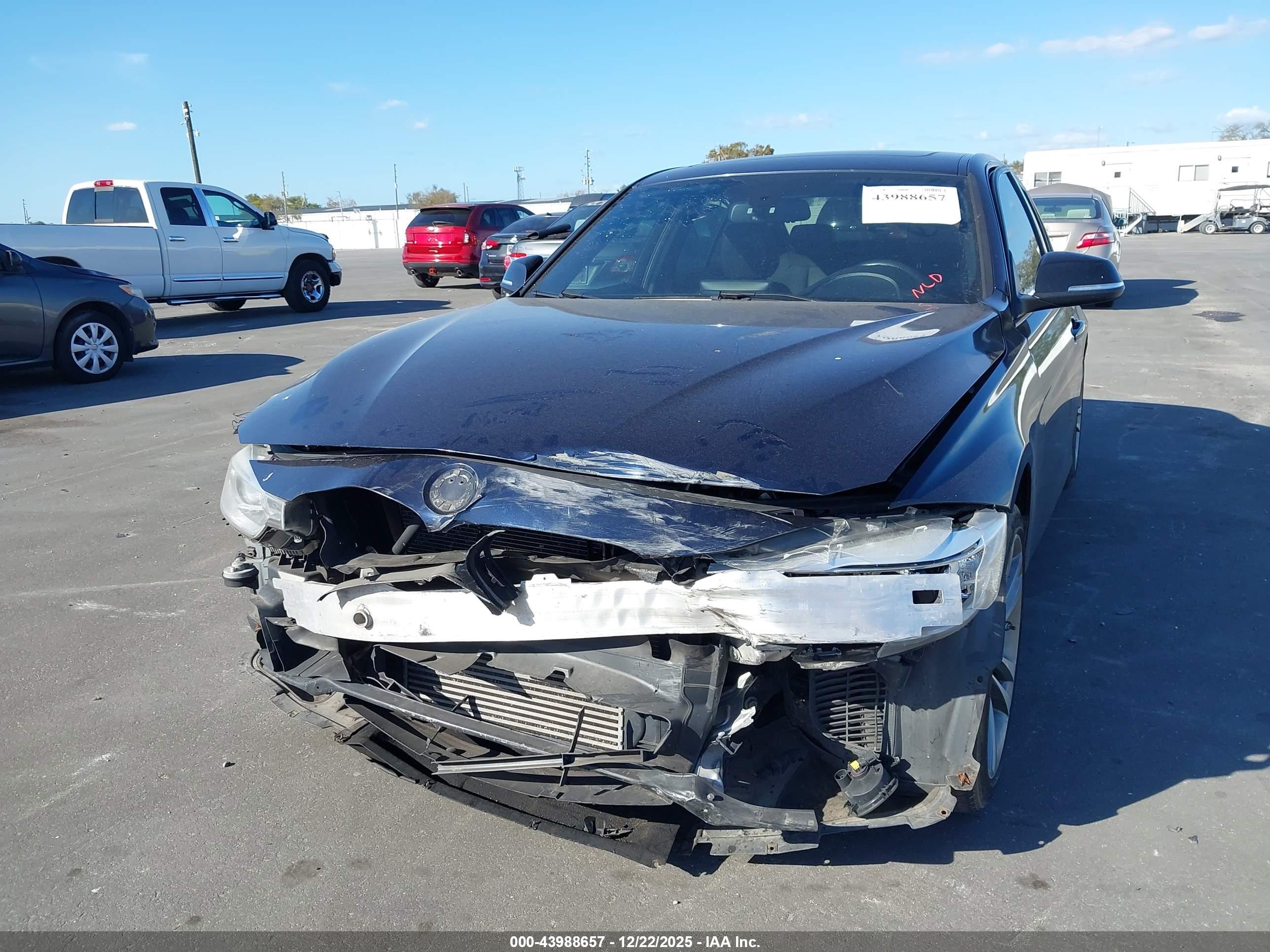 BMW 335I image 6