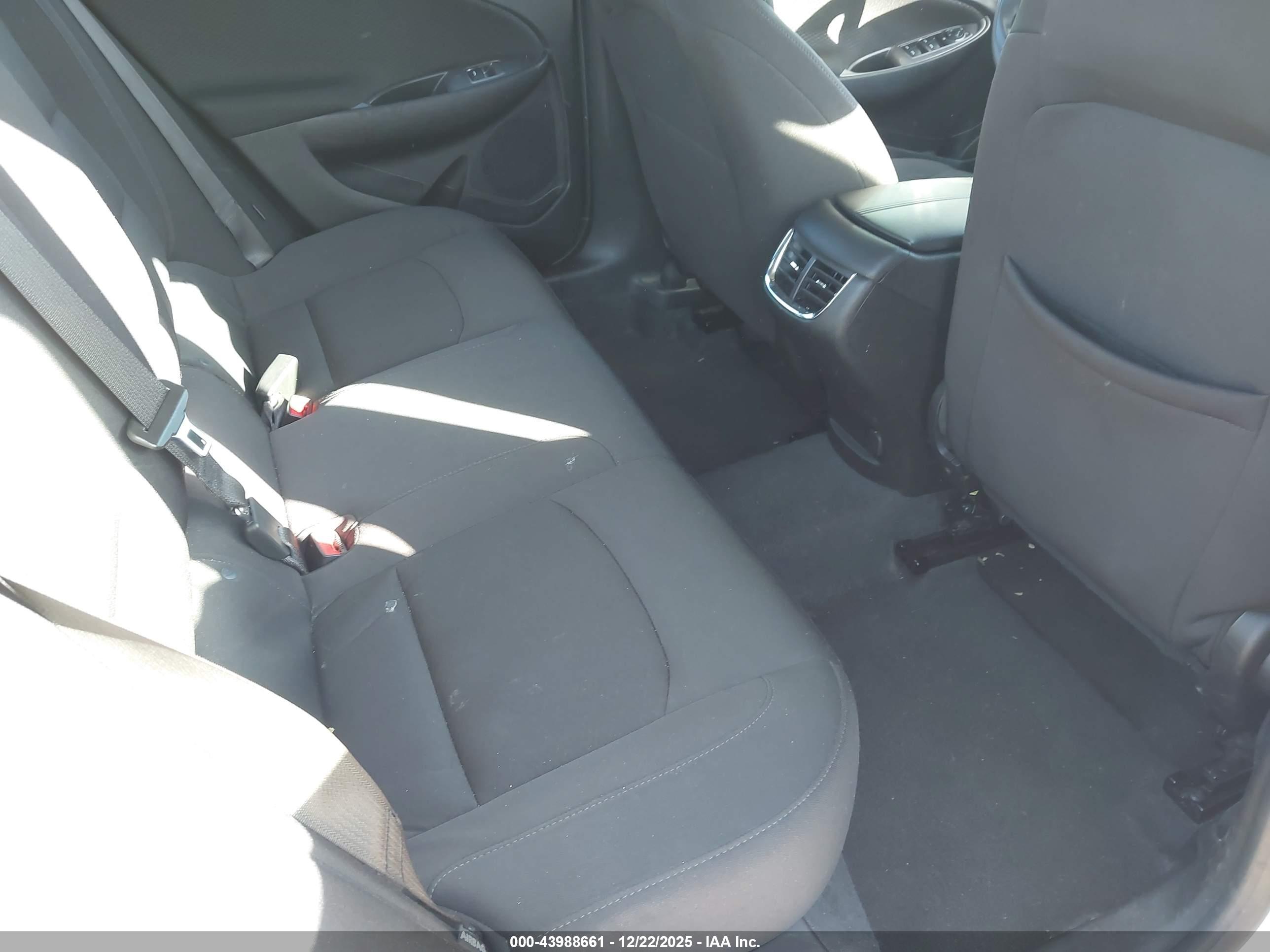 CHEVROLET MALIBU image 8