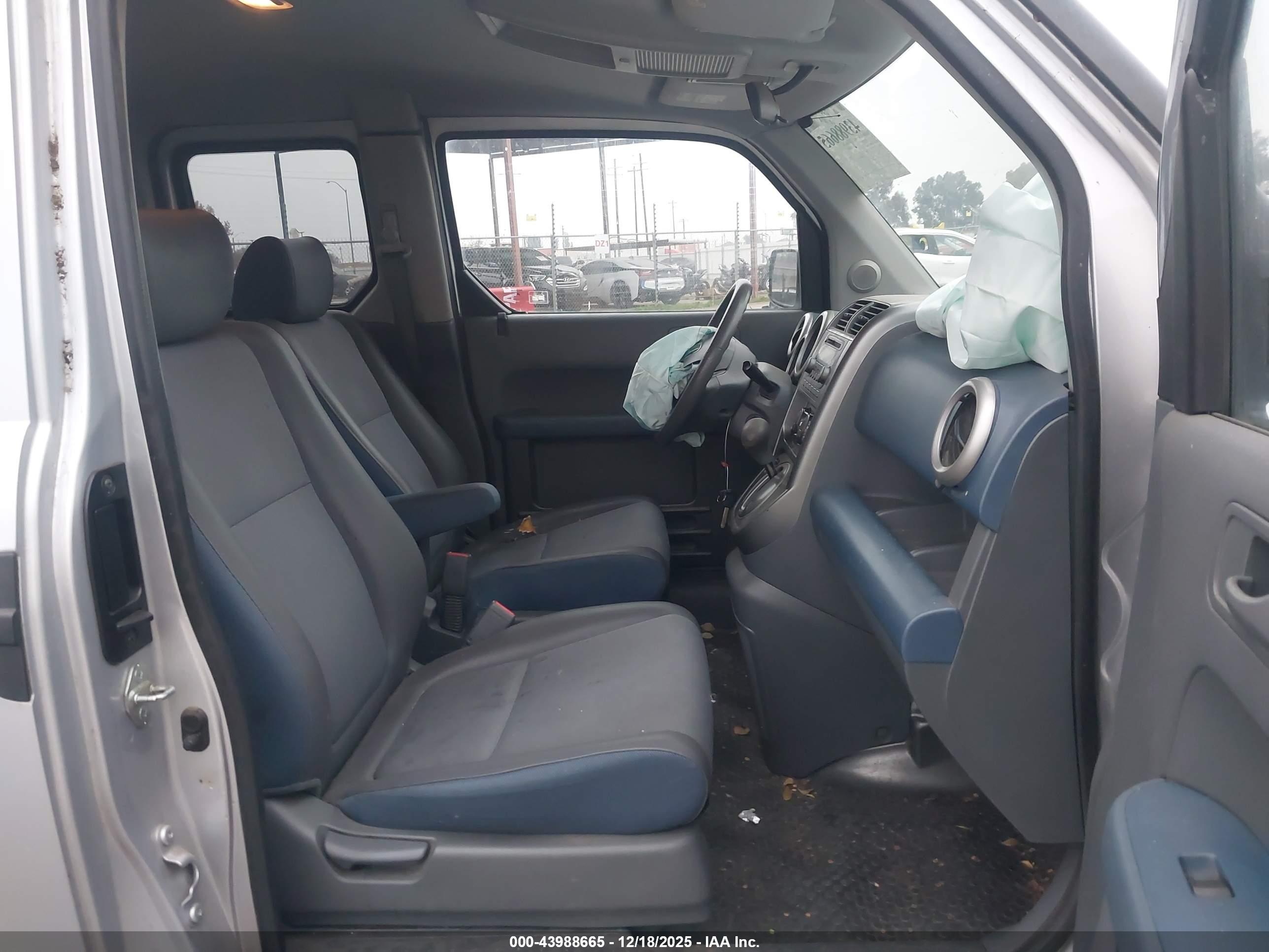 HONDA ELEMENT image 5