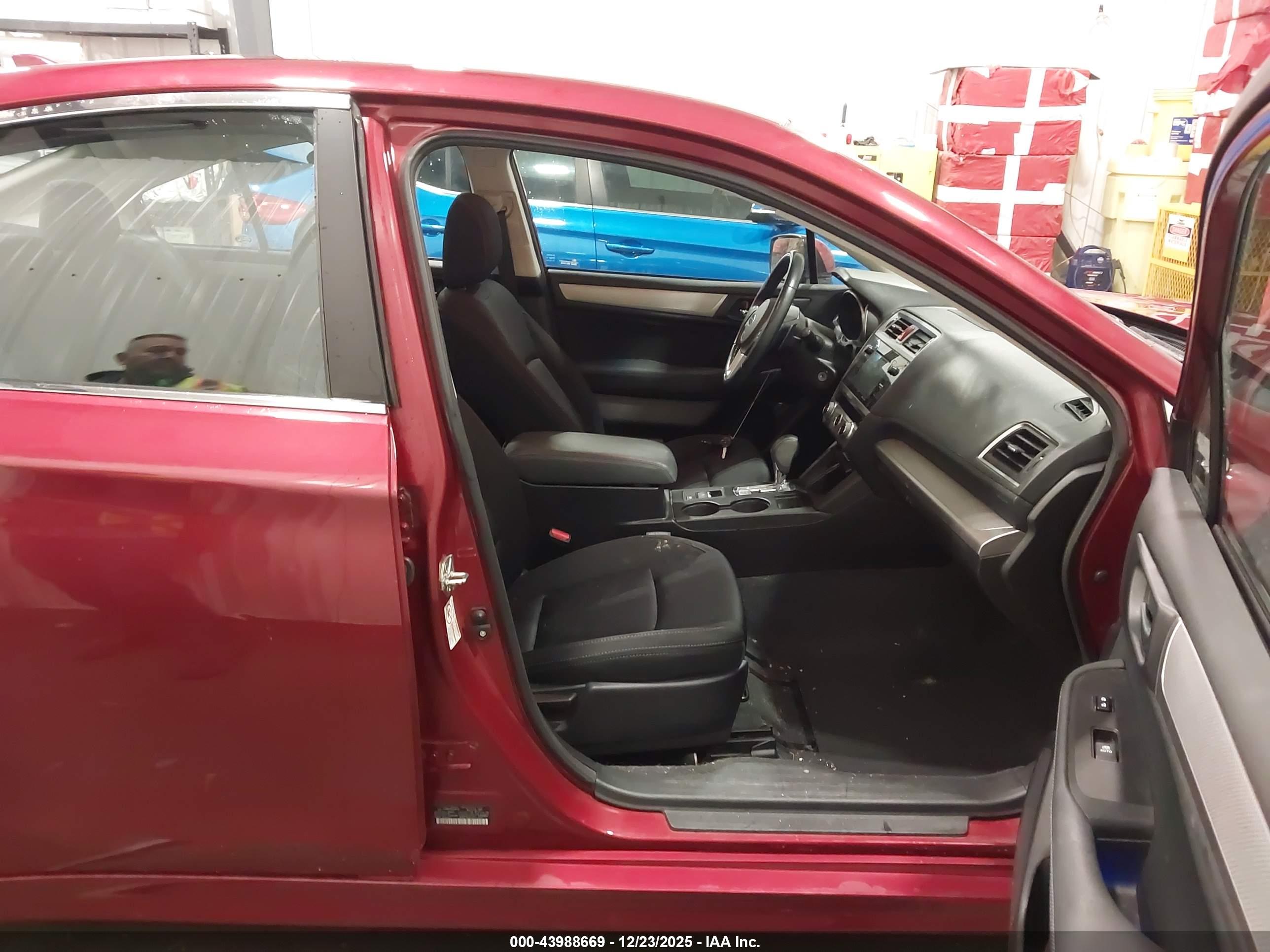 SUBARU LEGACY image 5