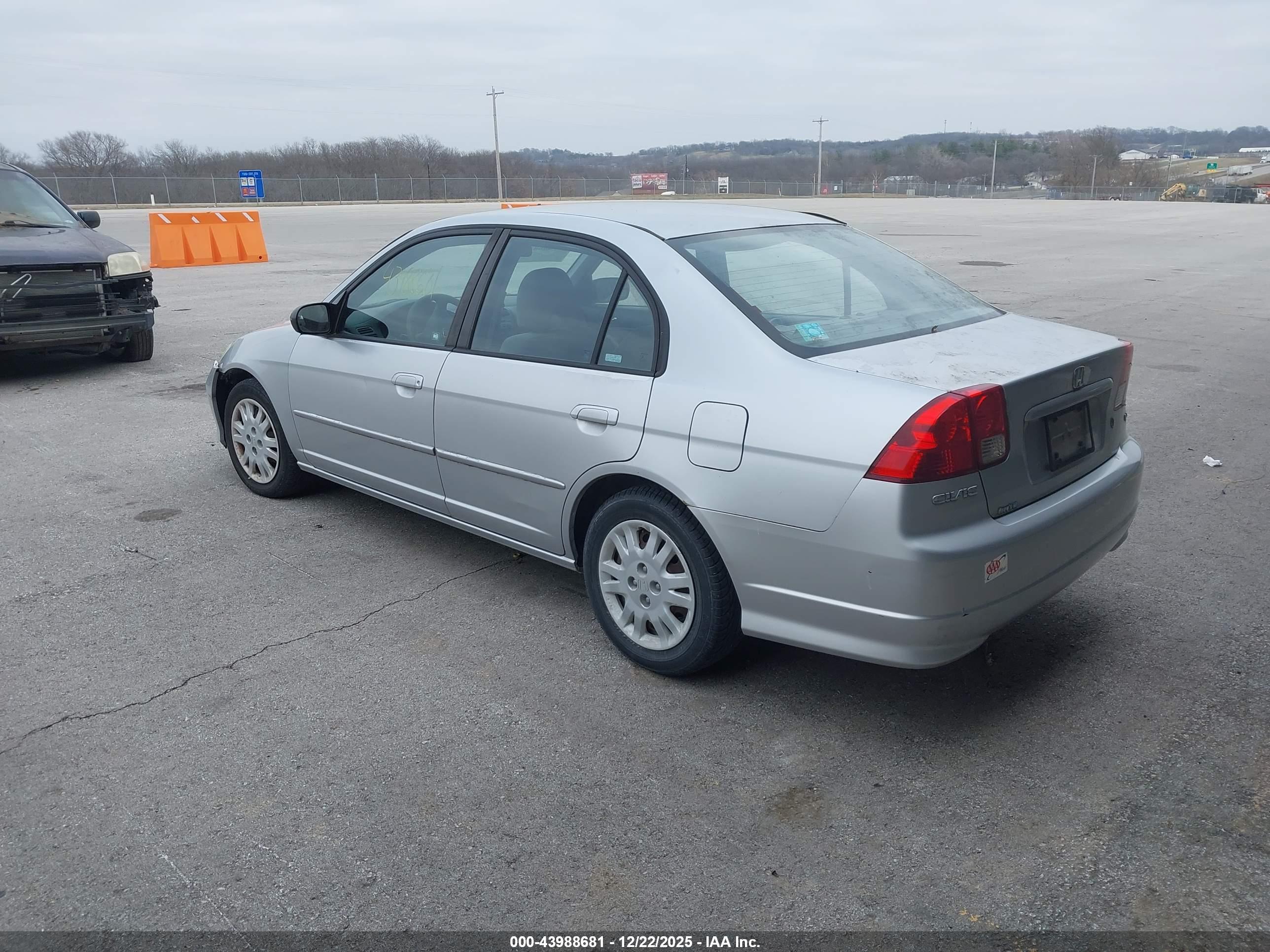 HONDA CIVIC image 3