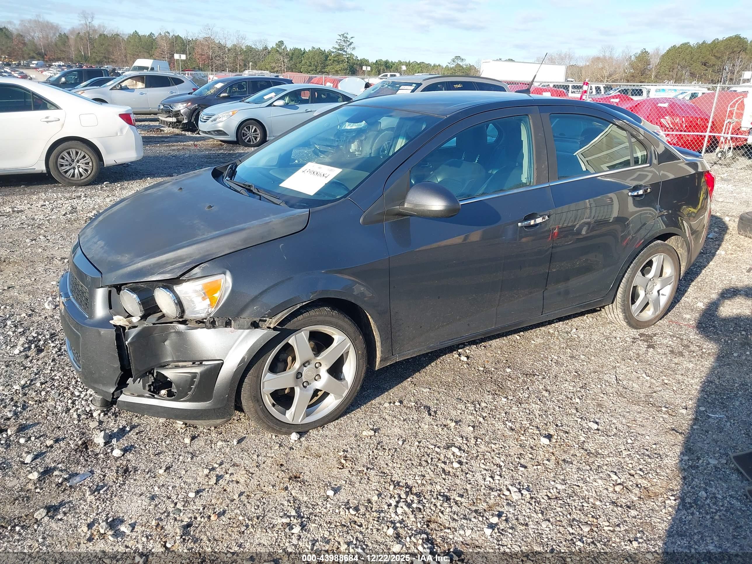 CHEVROLET SONIC image 2