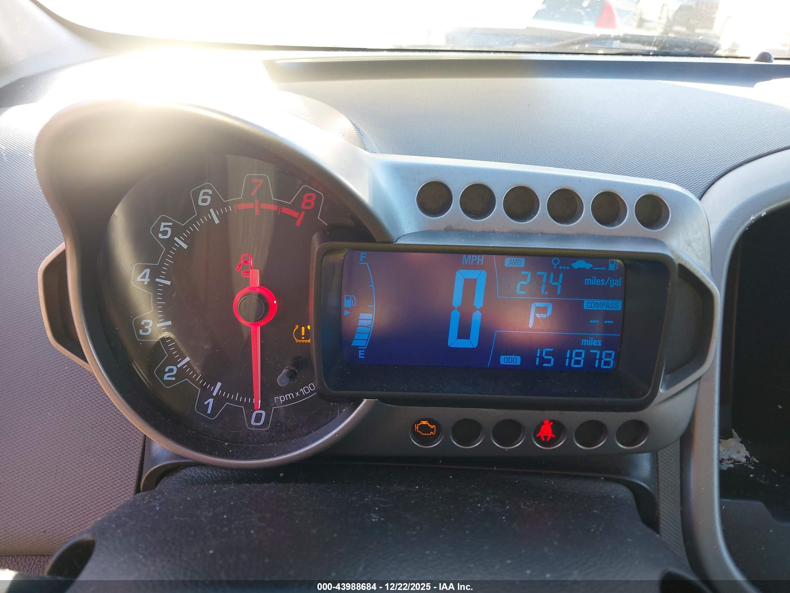 CHEVROLET SONIC image 7