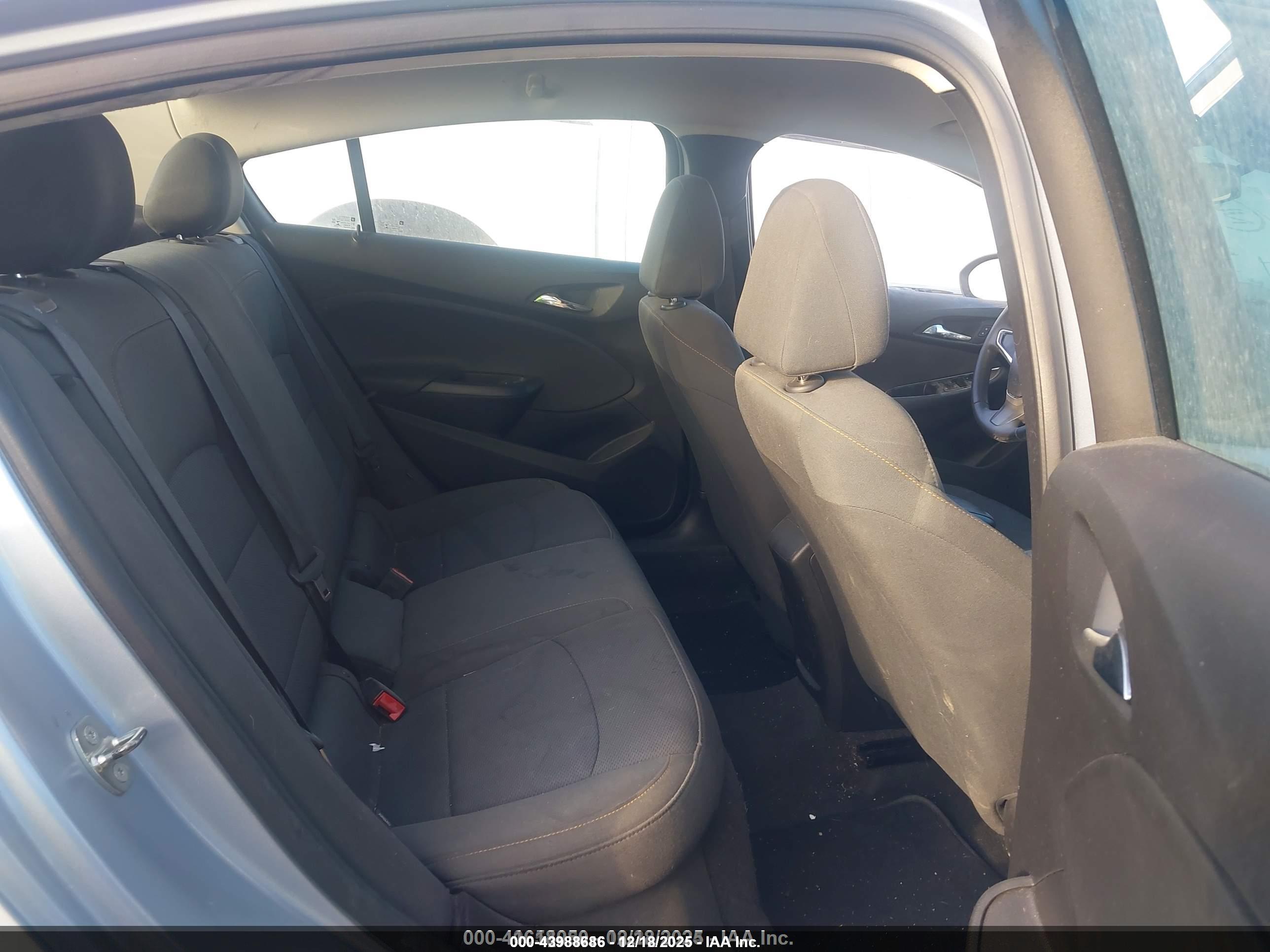 CHEVROLET CRUZE image 8
