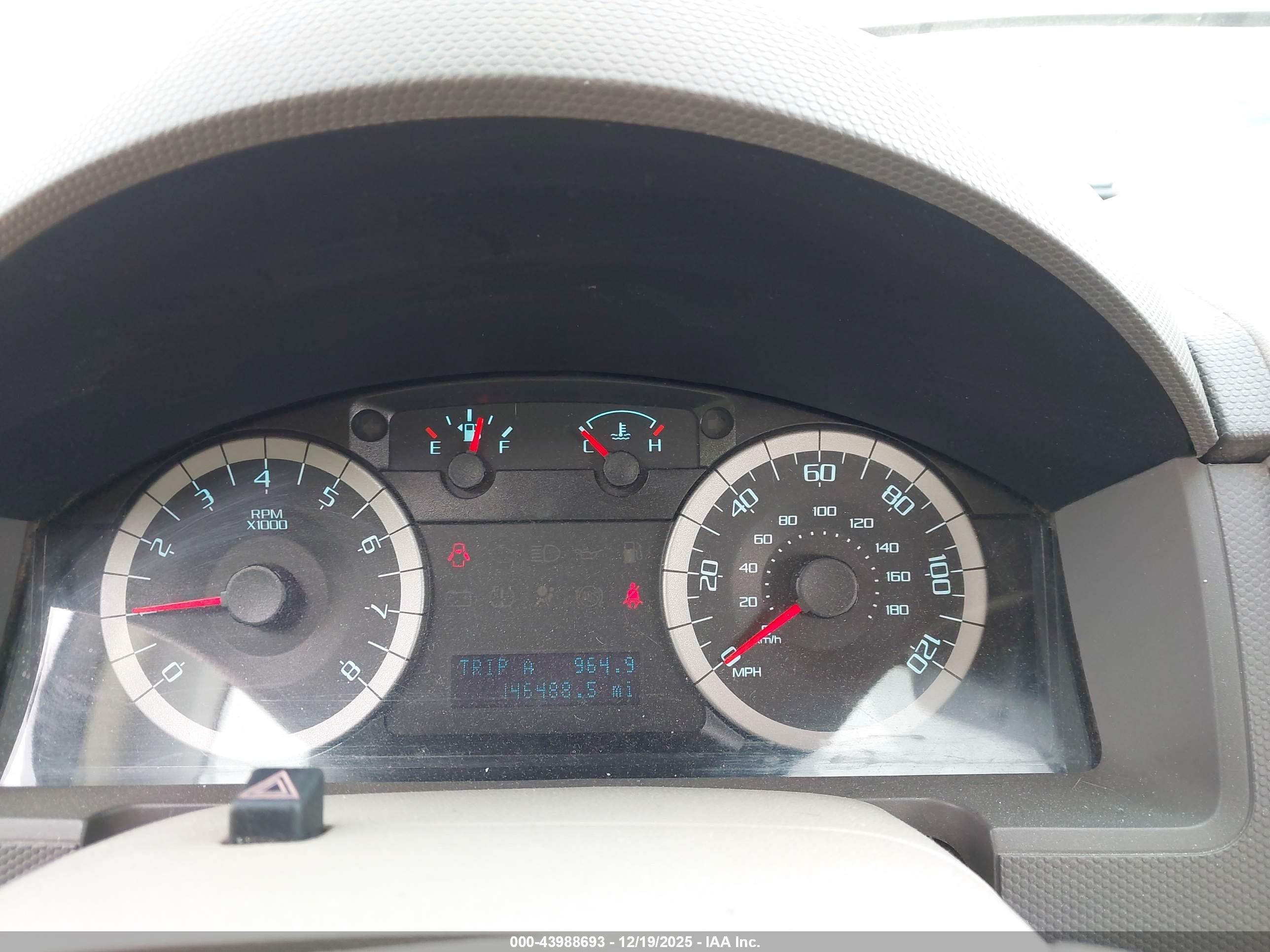 FORD ESCAPE image 7