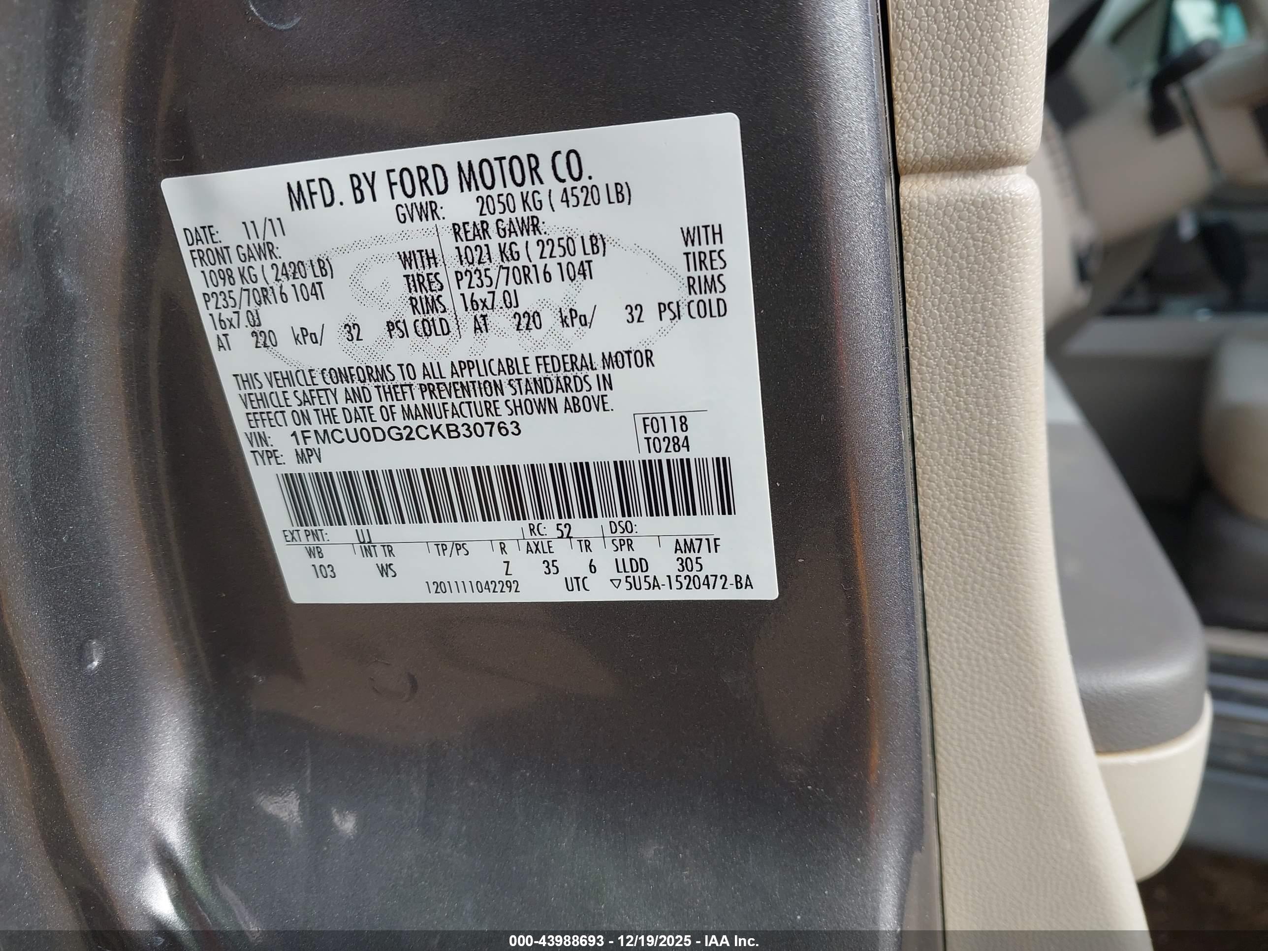 FORD ESCAPE image 9