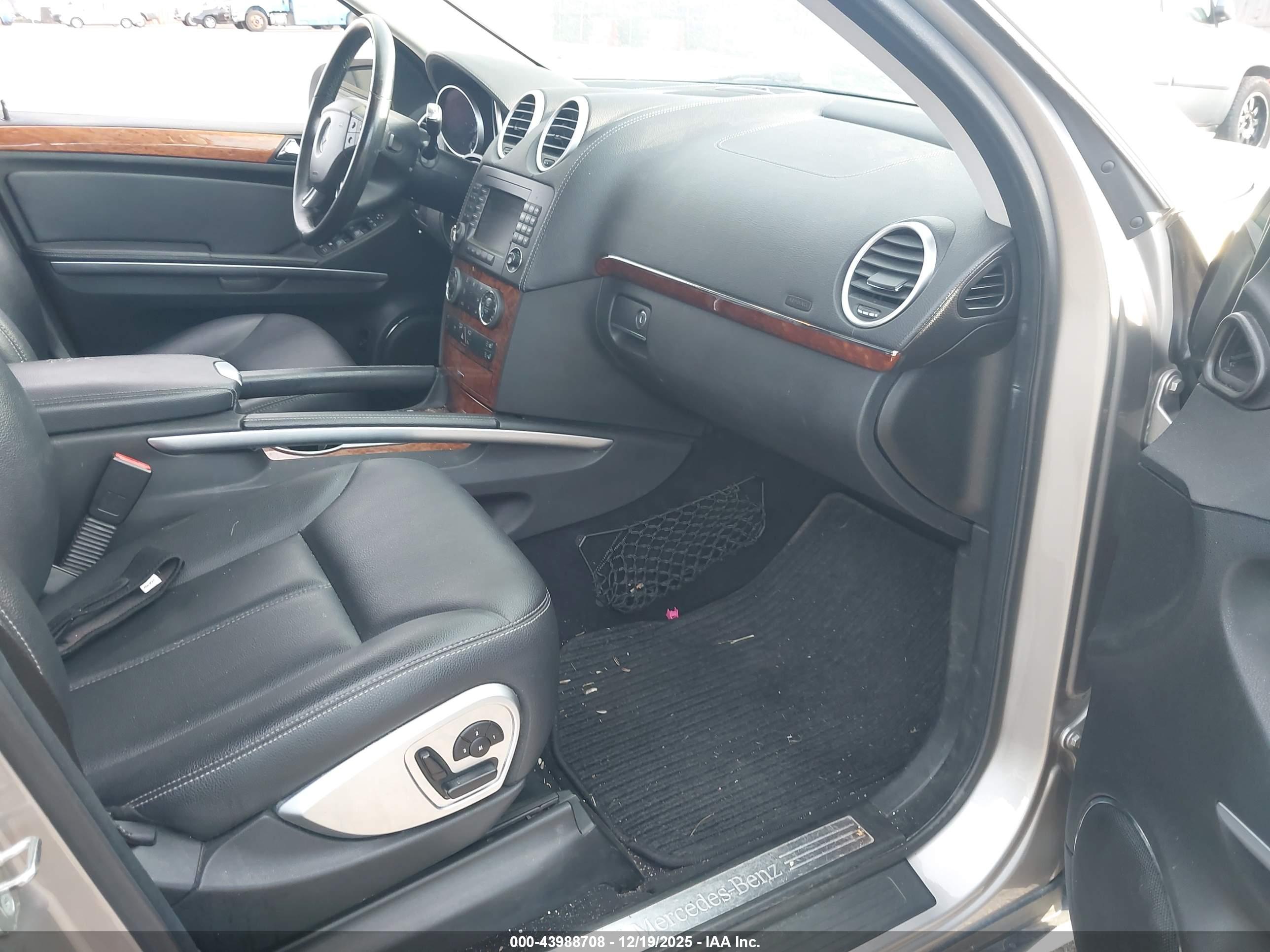 MERCEDES-BENZ GL image 5